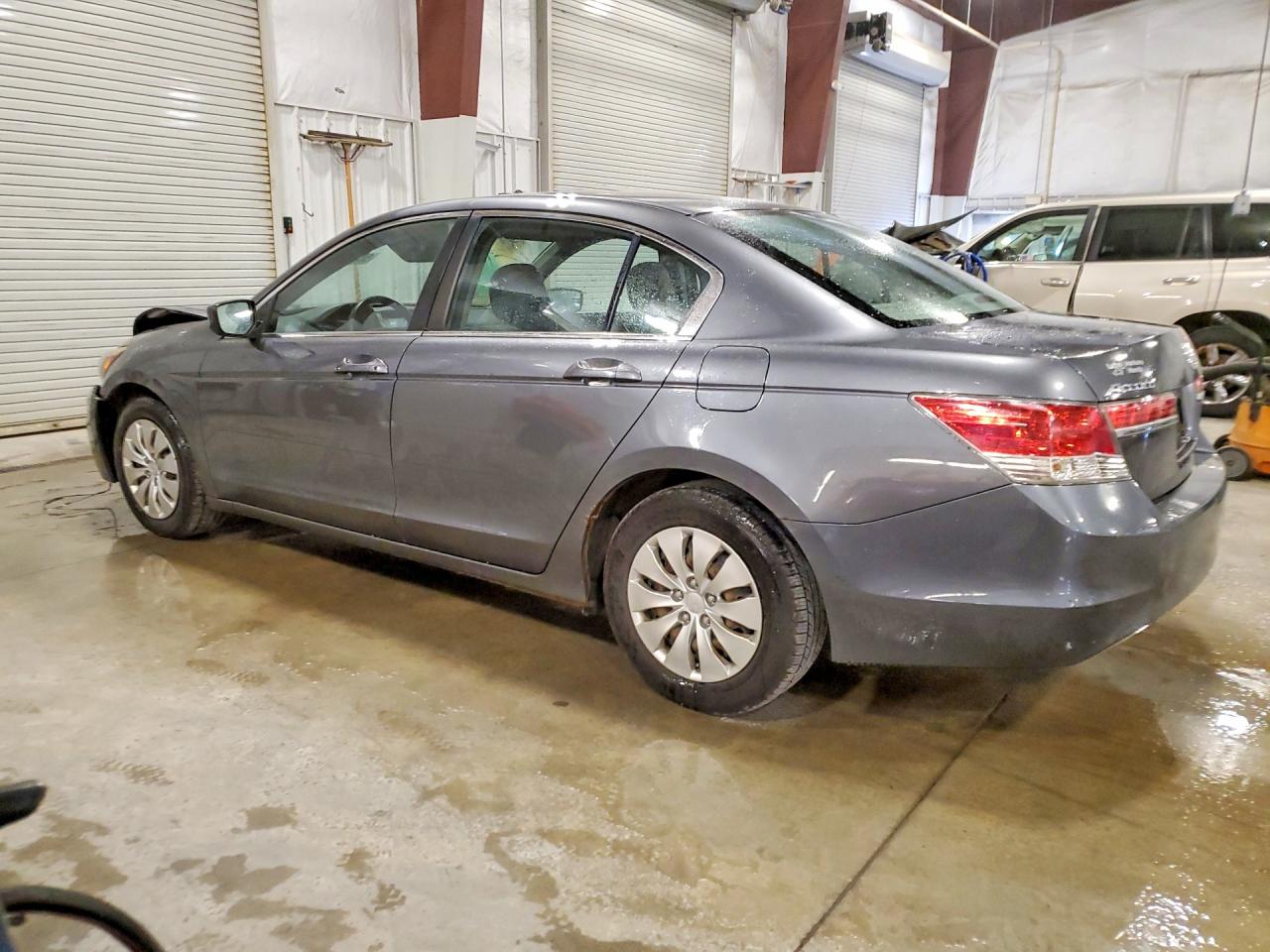 2011 Honda Accord Lx Серебряный vin: 1HGCP2F39BA030750