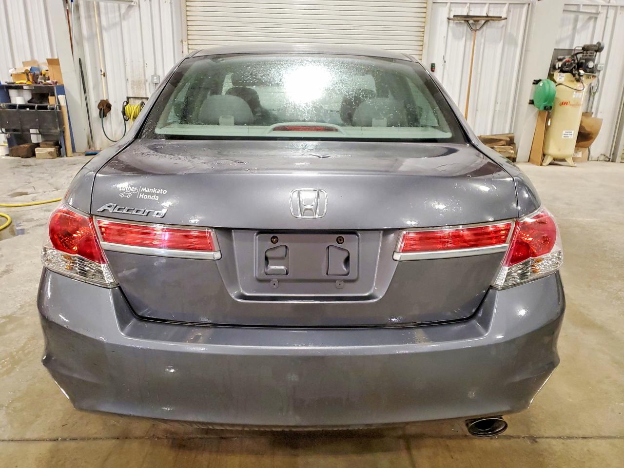 2011 Honda Accord Lx Серебряный vin: 1HGCP2F39BA030750