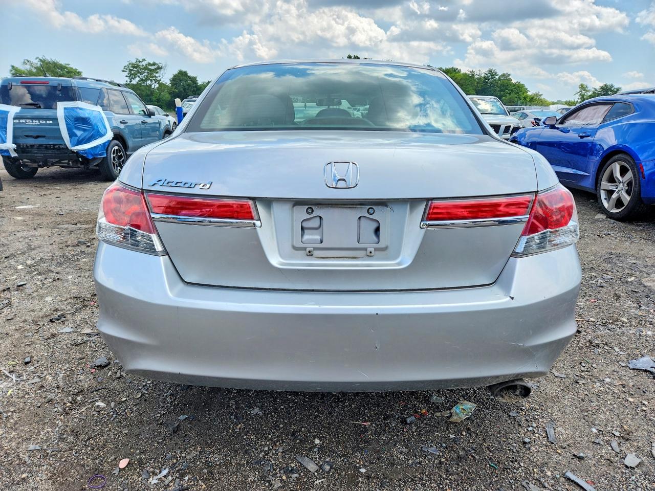 2011 Honda Accord Lx Silver vin: 1HGCP2F39BA054904