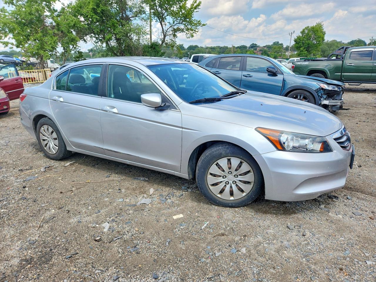 2011 Honda Accord Lx Silver vin: 1HGCP2F39BA054904