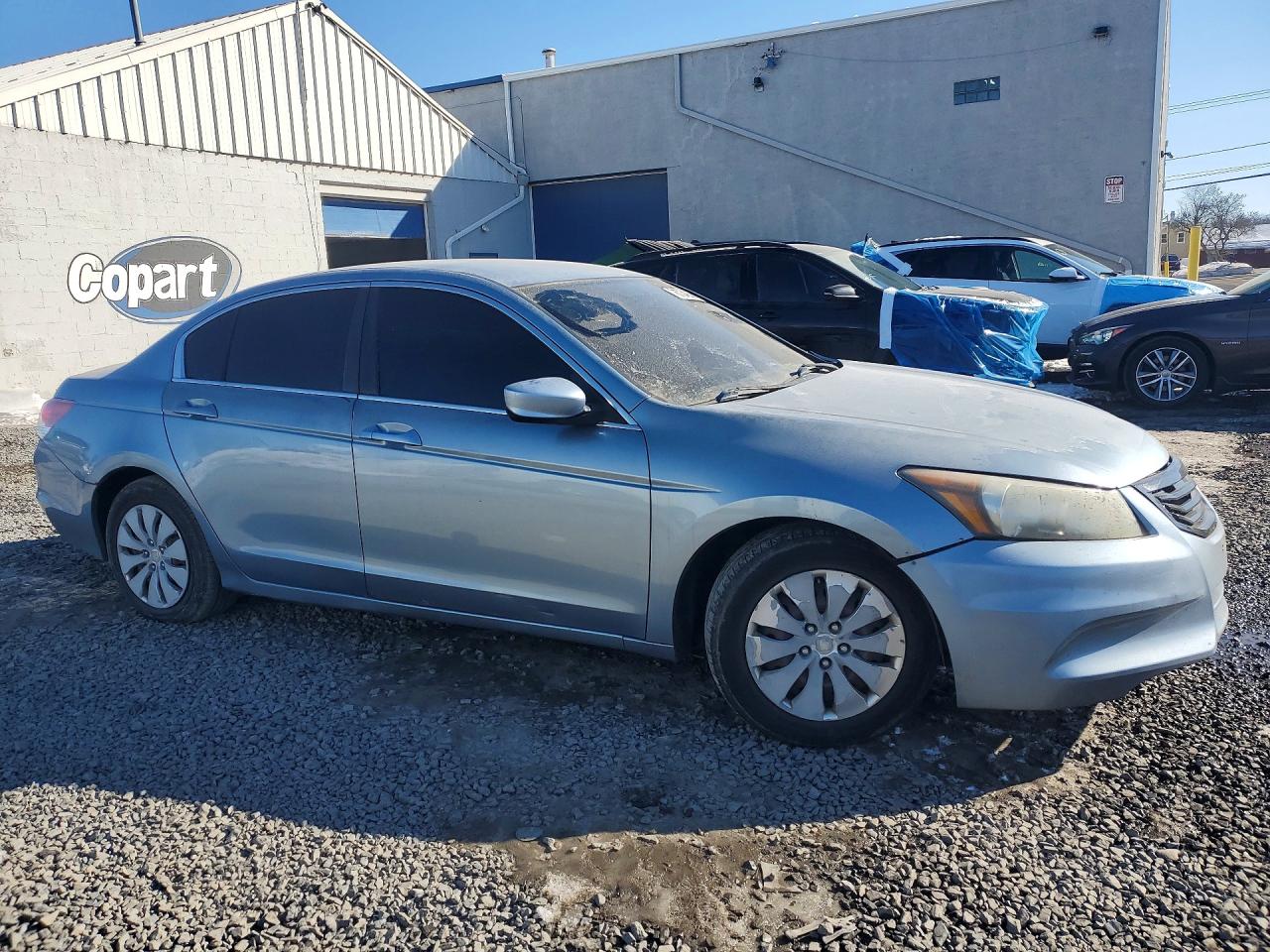 2011 Honda Accord Lx Blue vin: 1HGCP2F39BA083349