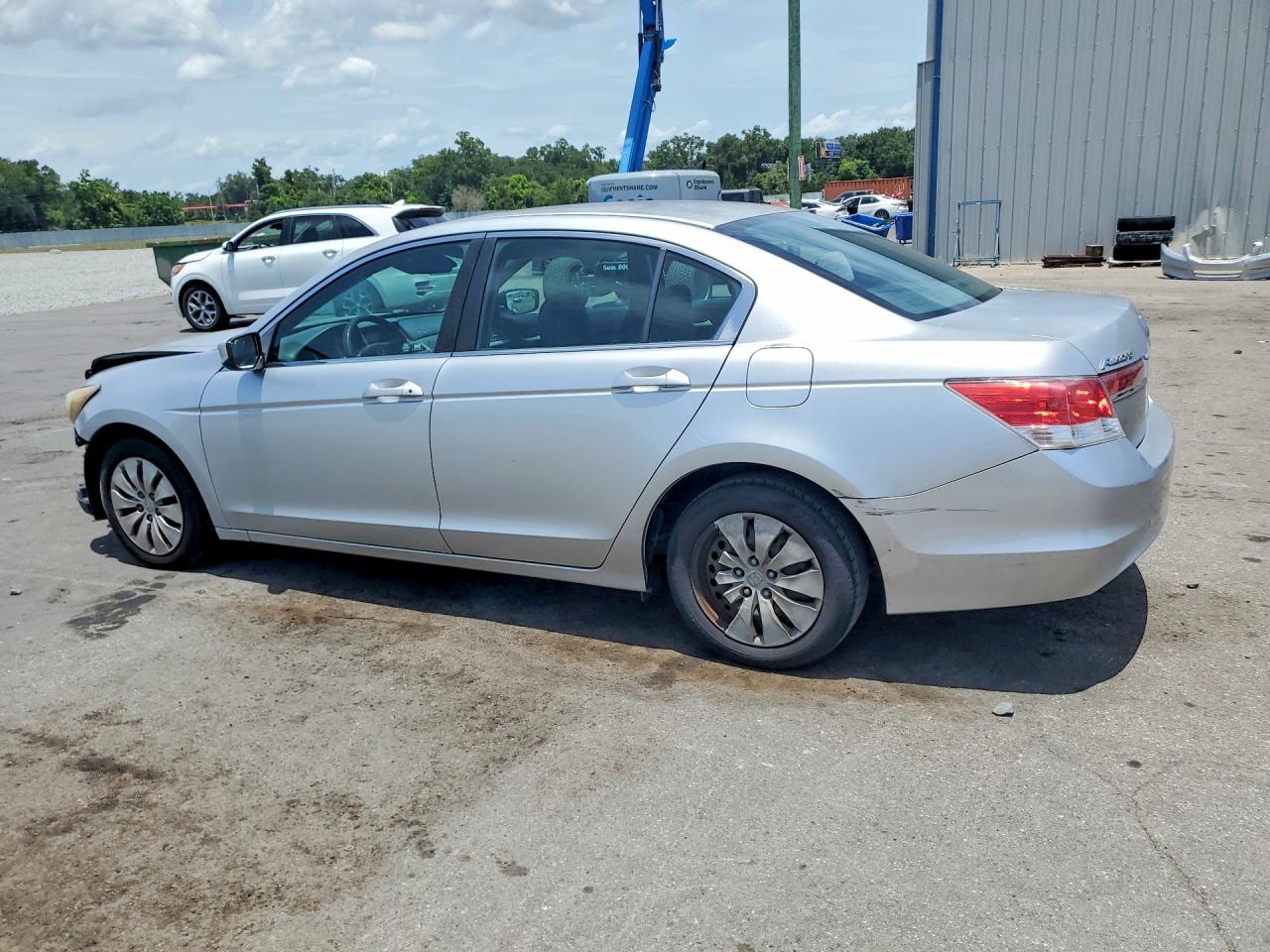 2011 Honda Accord Lx Silver vin: 1HGCP2F39BA087479