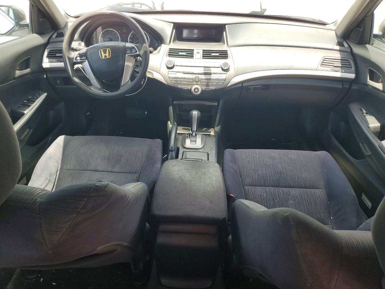 2011 Honda Accord Lx Silver vin: 1HGCP2F39BA087479
