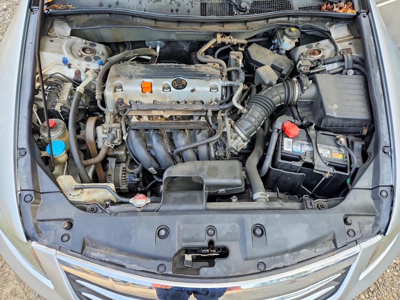 2011 Honda Accord Lx Silver vin: 1HGCP2F39BA102899