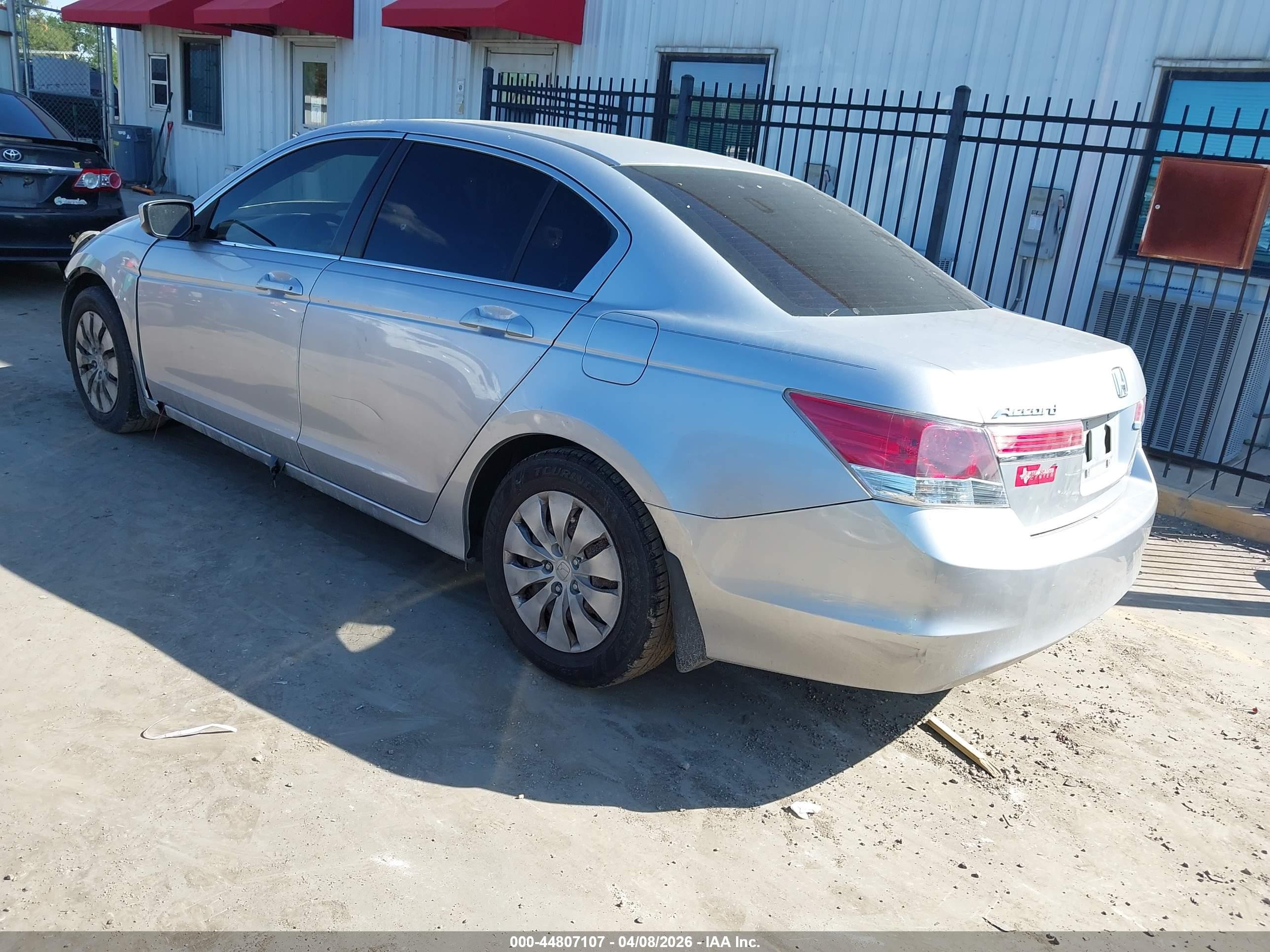 2011 Honda Accord 2.4 Lx Silver vin: 1HGCP2F39BA110856