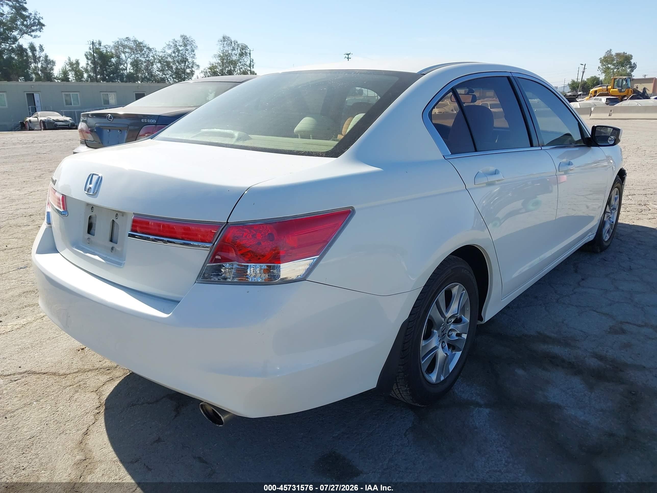 2012 Honda Accord Sdn Lx Белый vin: 1HGCP2F39CA015165