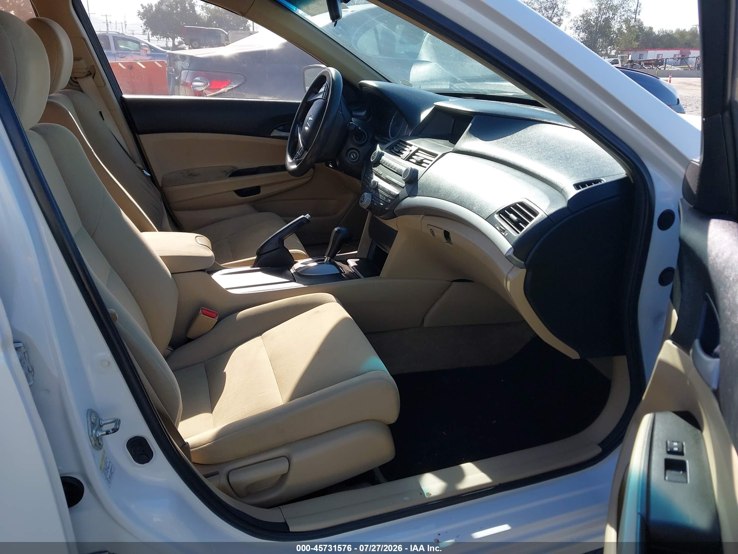 2012 Honda Accord Sdn Lx Белый vin: 1HGCP2F39CA015165