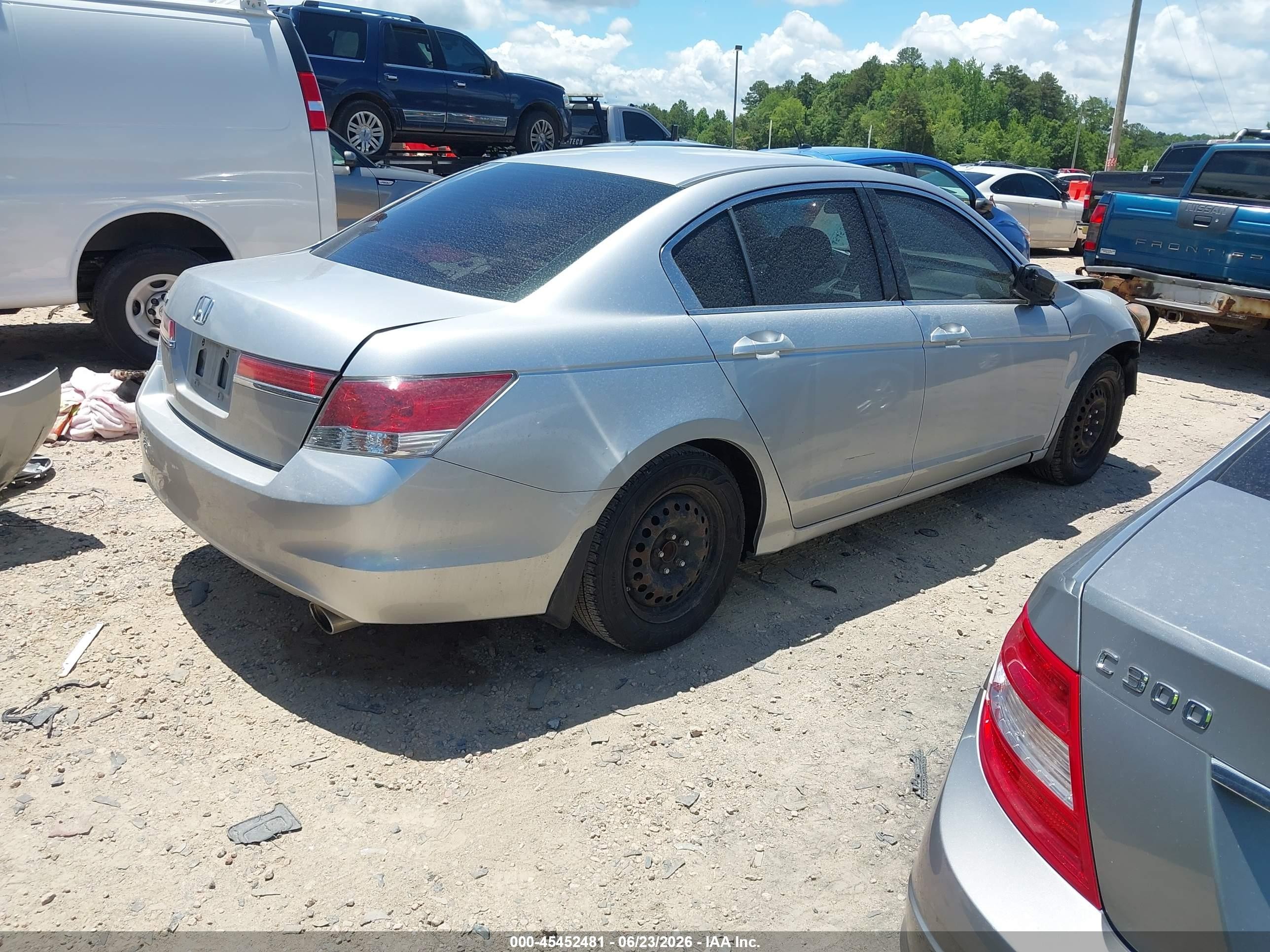2012 Honda Accord 2.4 Lx Silver vin: 1HGCP2F39CA027784