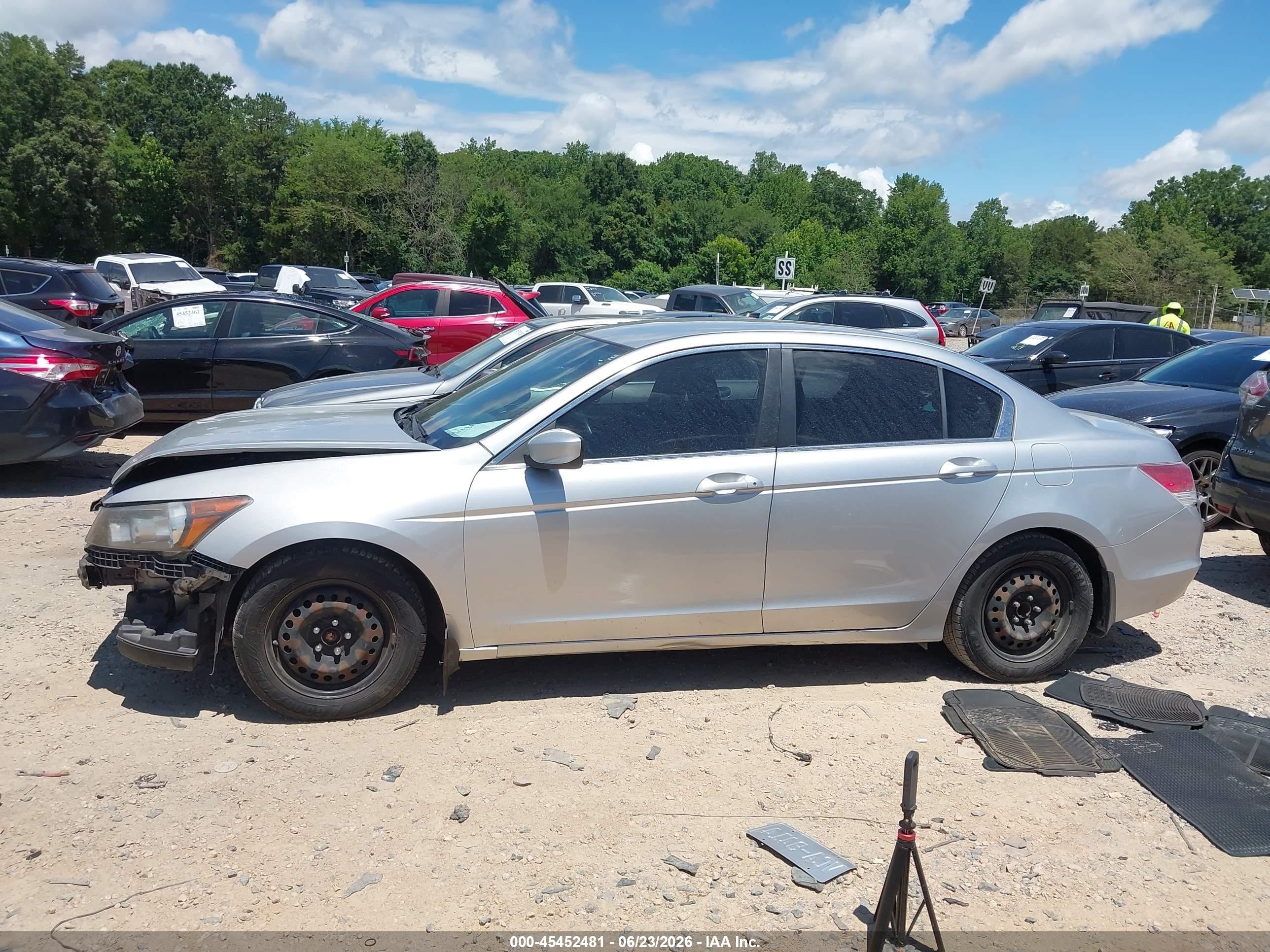 2012 Honda Accord 2.4 Lx Silver vin: 1HGCP2F39CA027784