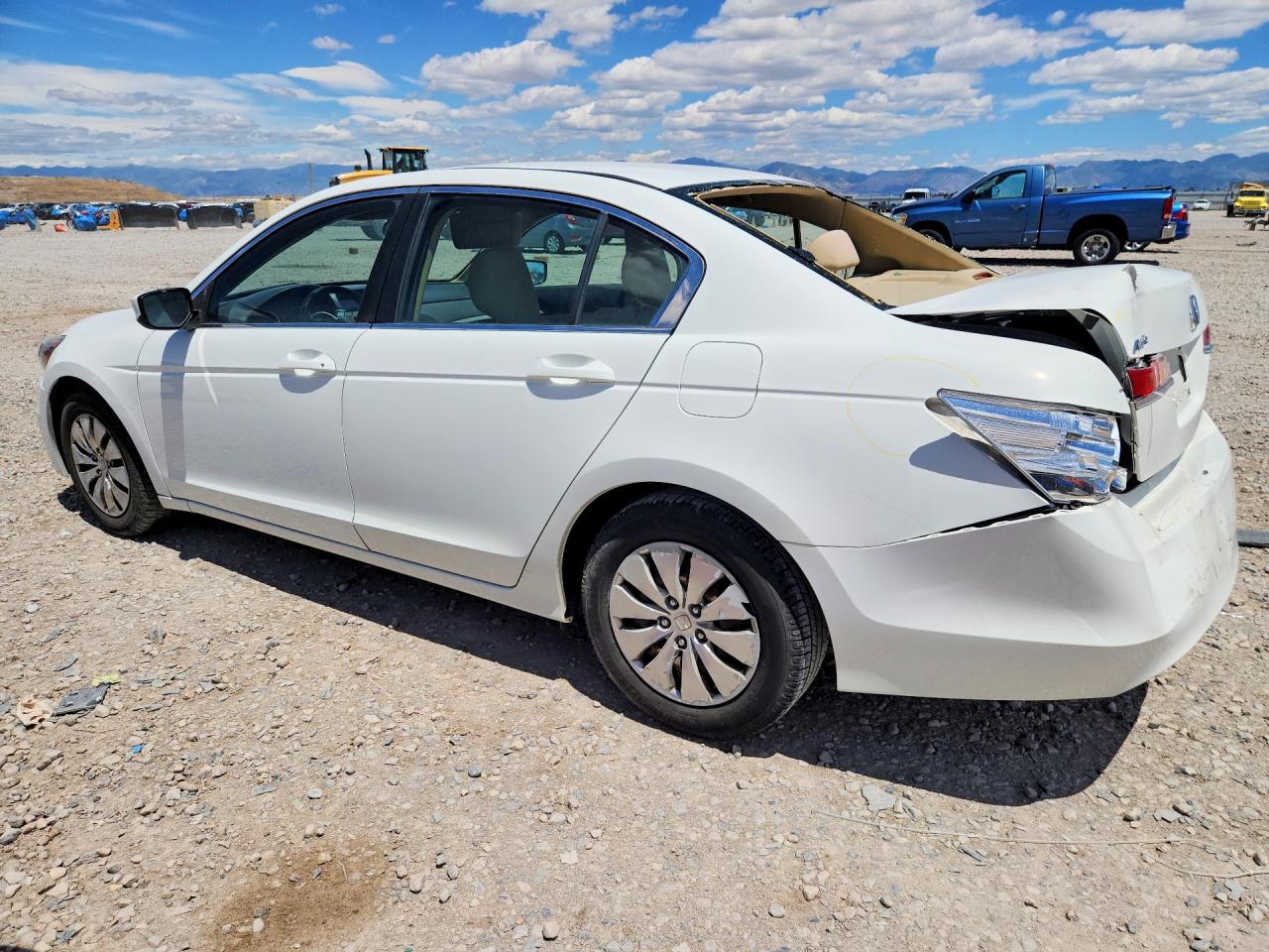 2012 Honda Accord Lx White vin: 1HGCP2F39CA078587