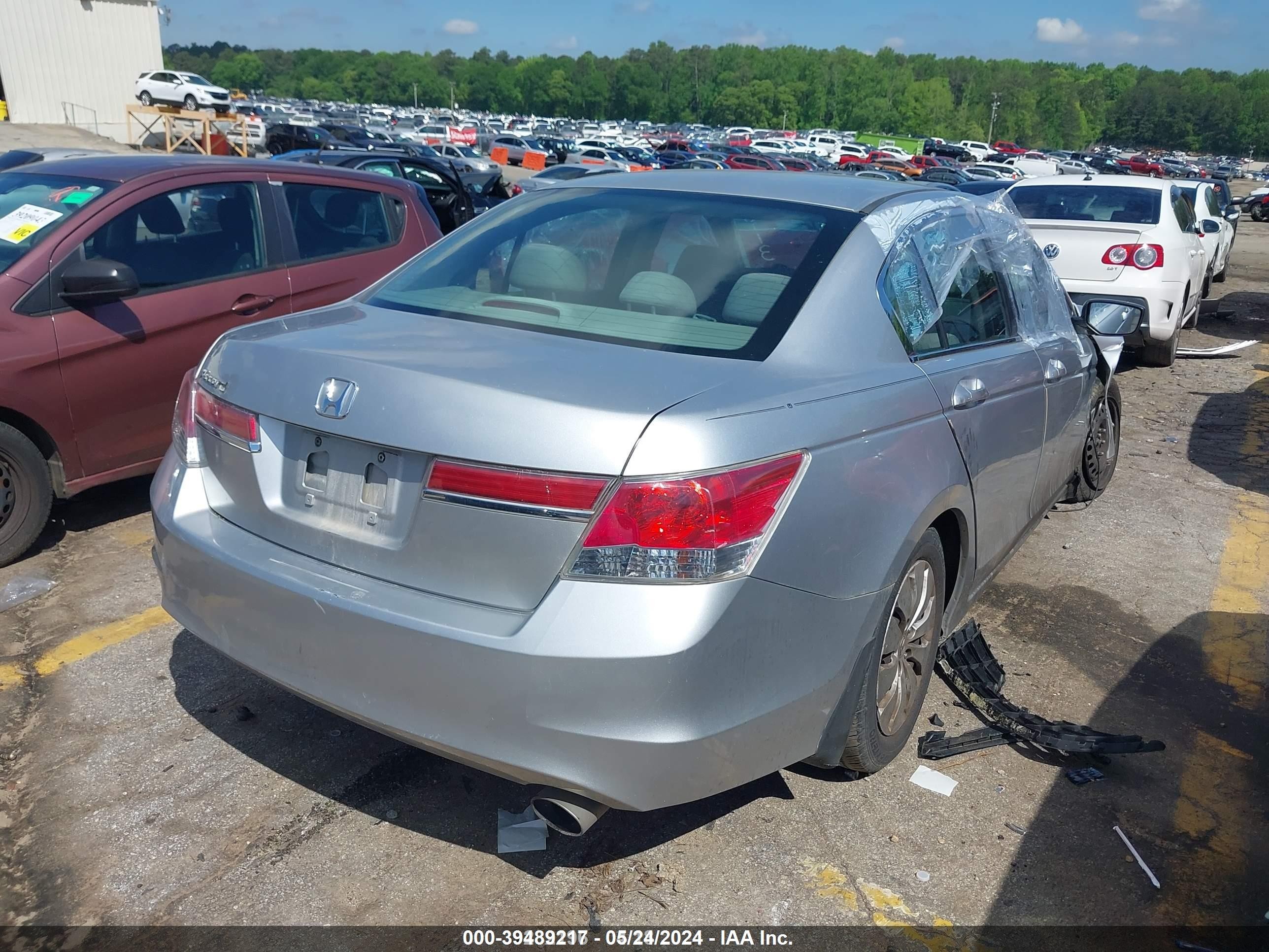 2012 Honda Accord 2.4 Lx Серебряный vin: 1HGCP2F39CA168113