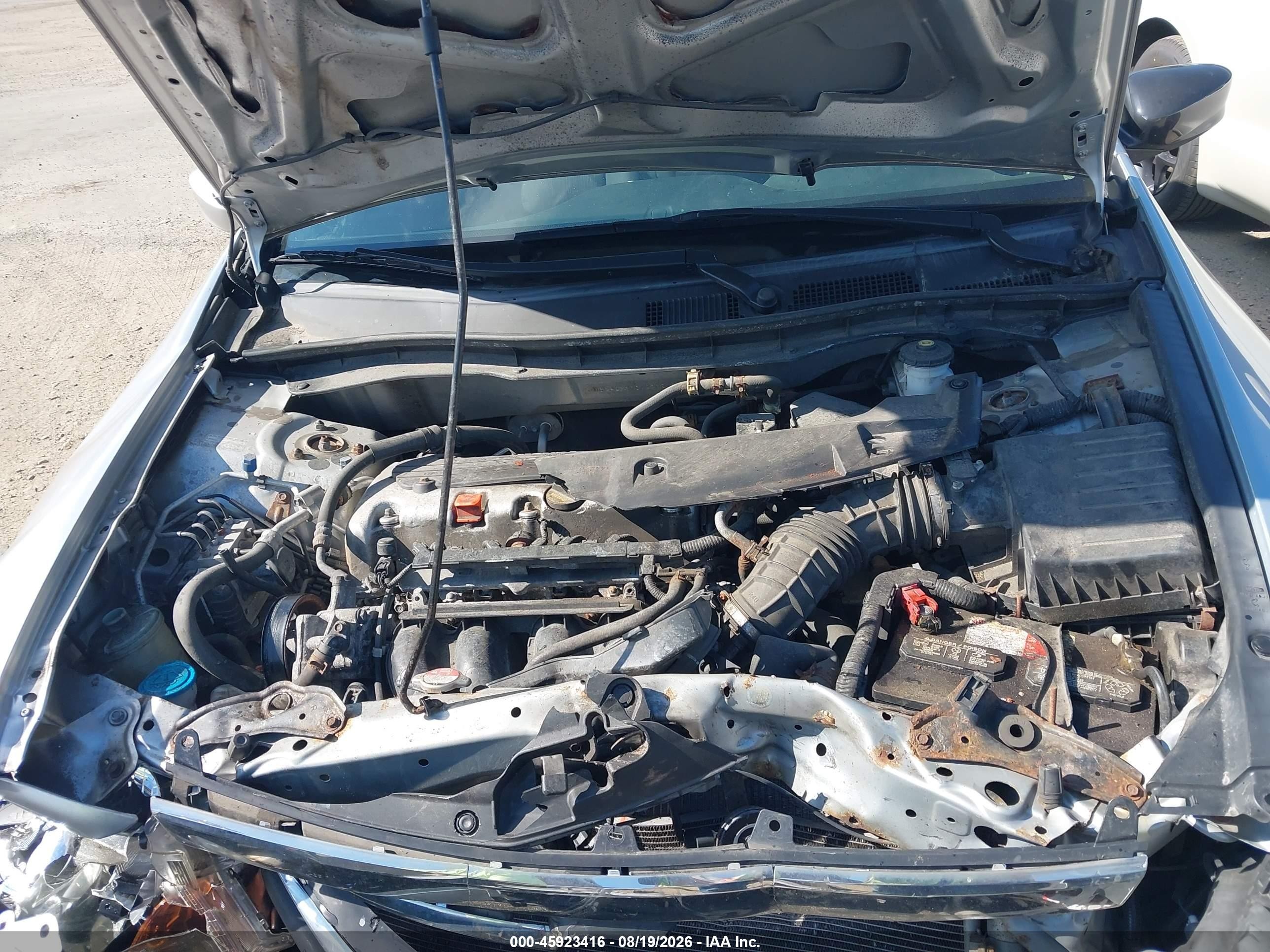 2012 Honda Accord Sdn Lx Серебряный vin: 1HGCP2F39CA240816