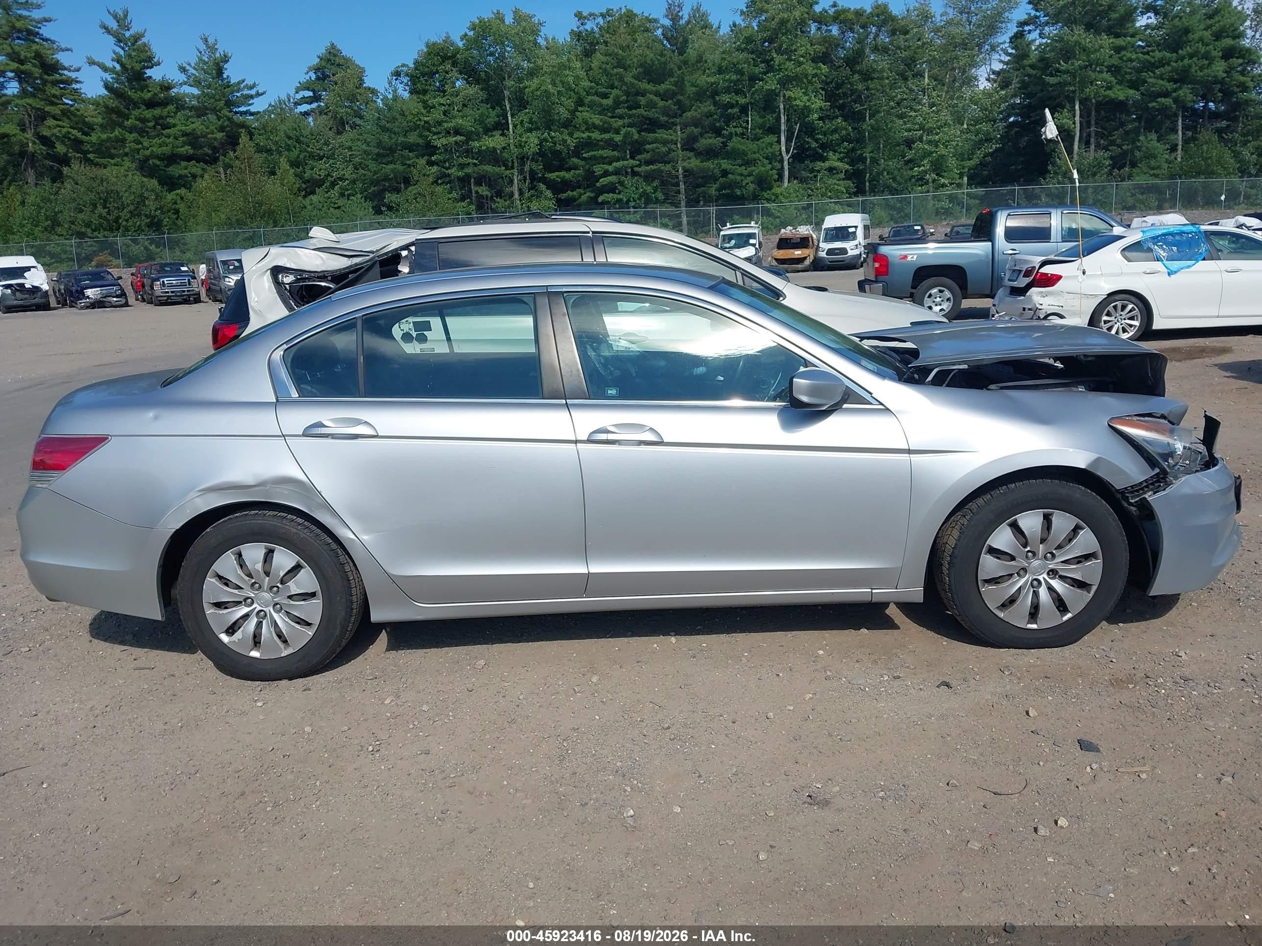 2012 Honda Accord Sdn Lx Серебряный vin: 1HGCP2F39CA240816