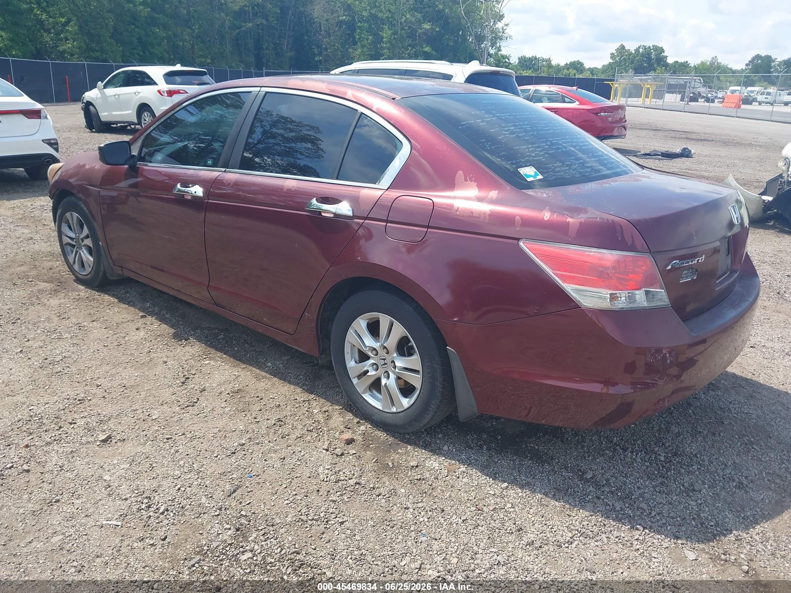 2010 Honda Accord 2.4 Lx Red vin: 1HGCP2F3XAA037625