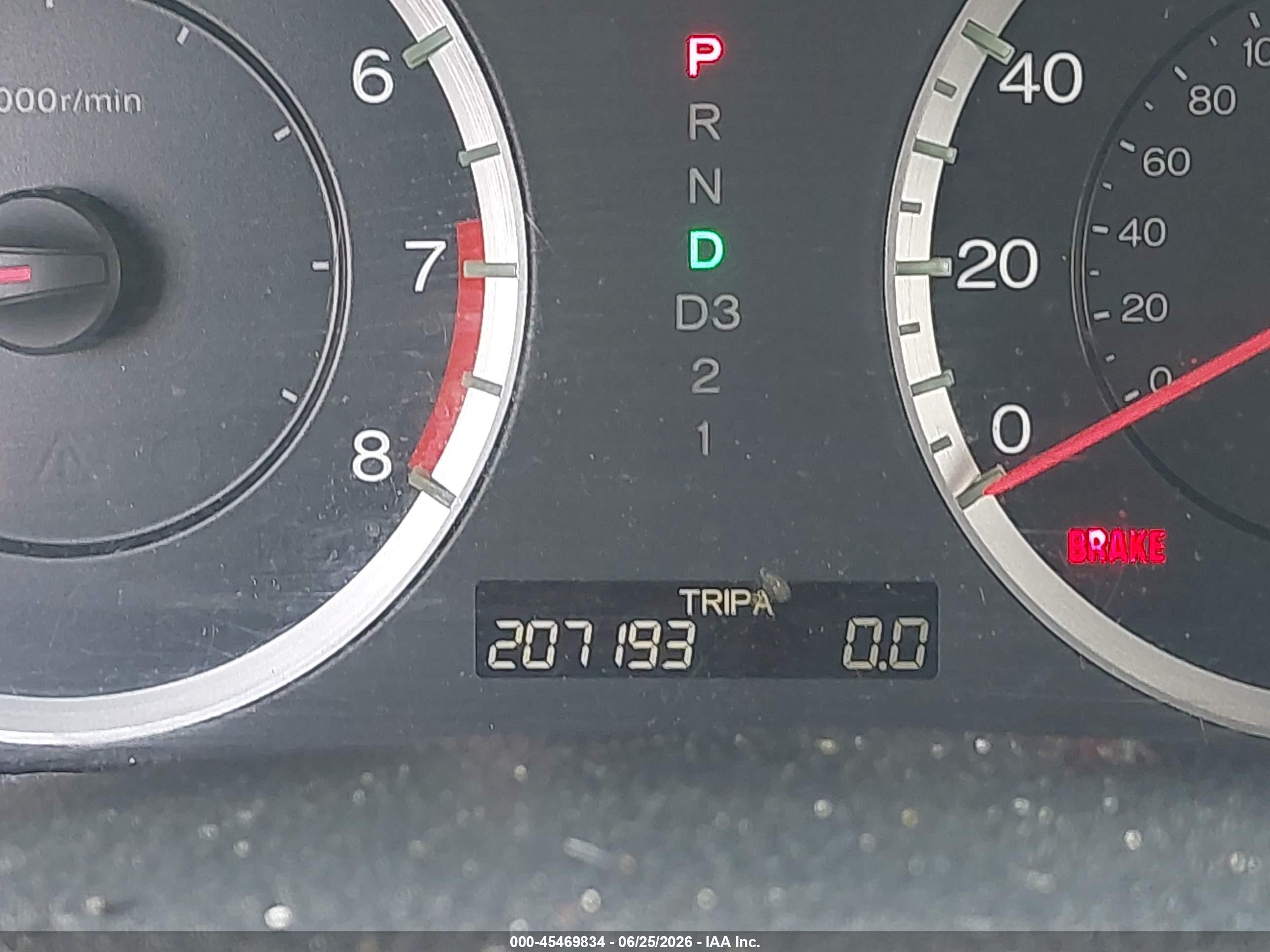 2010 Honda Accord 2.4 Lx Red vin: 1HGCP2F3XAA037625