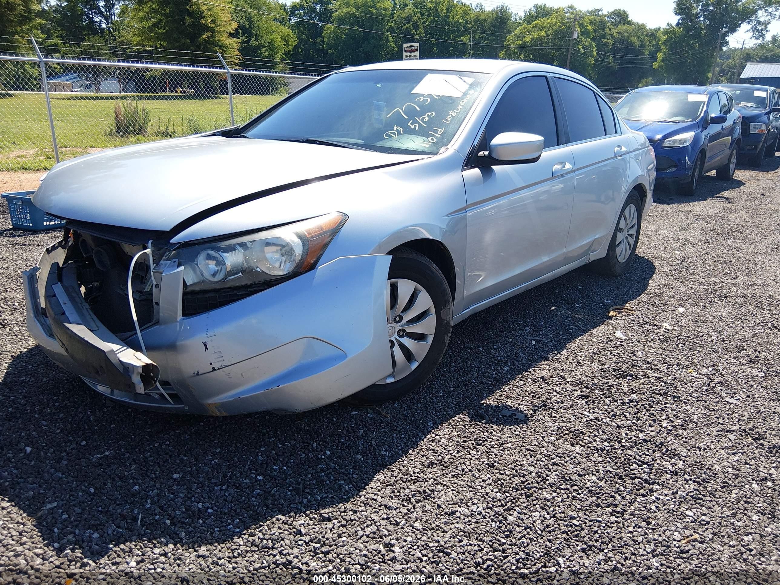 2010 Honda Accord 2.4 Lx Silver vin: 1HGCP2F3XAA068826