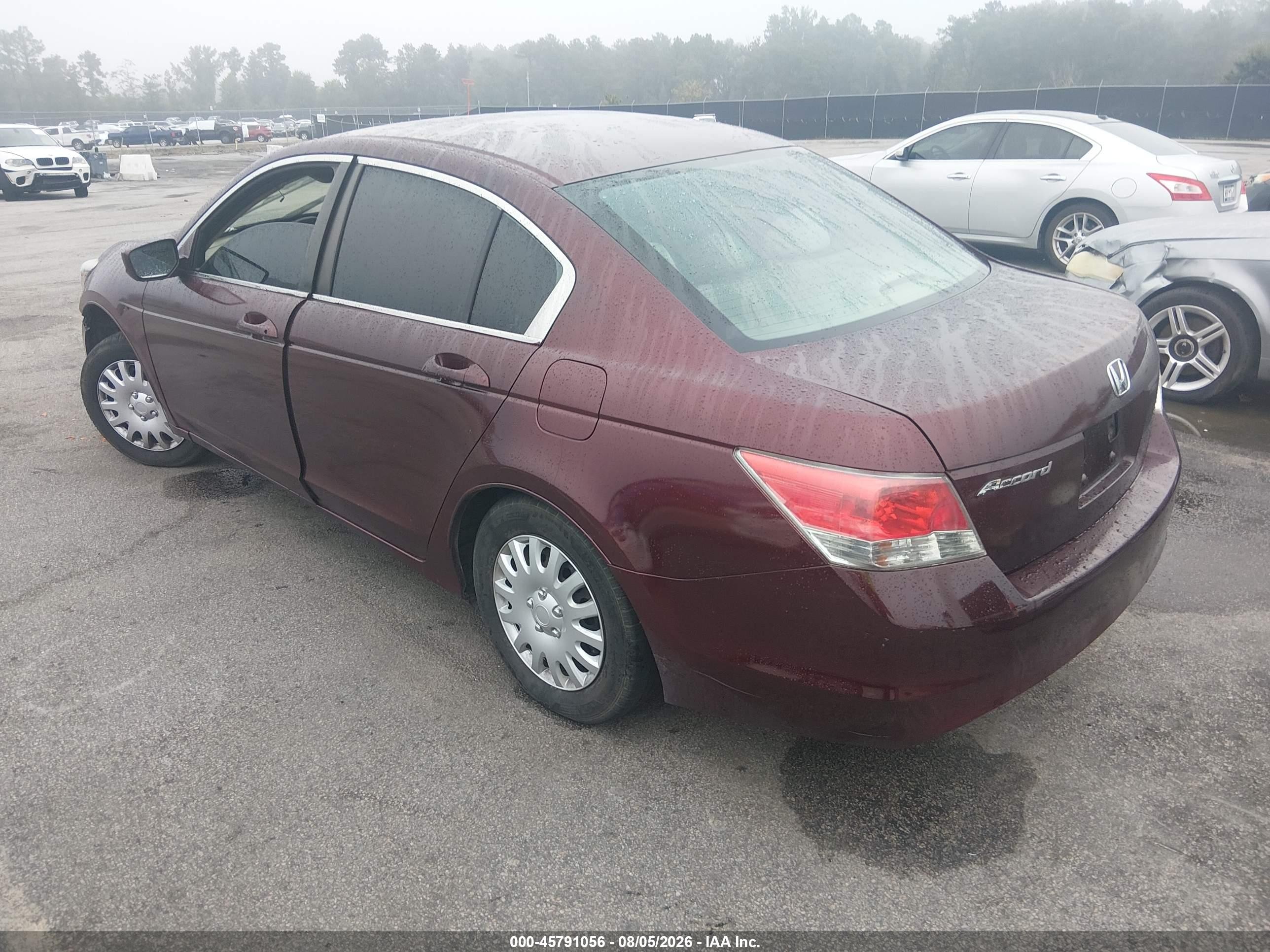 2010 Honda Accord 2.4 Lx Red vin: 1HGCP2F3XAA122870