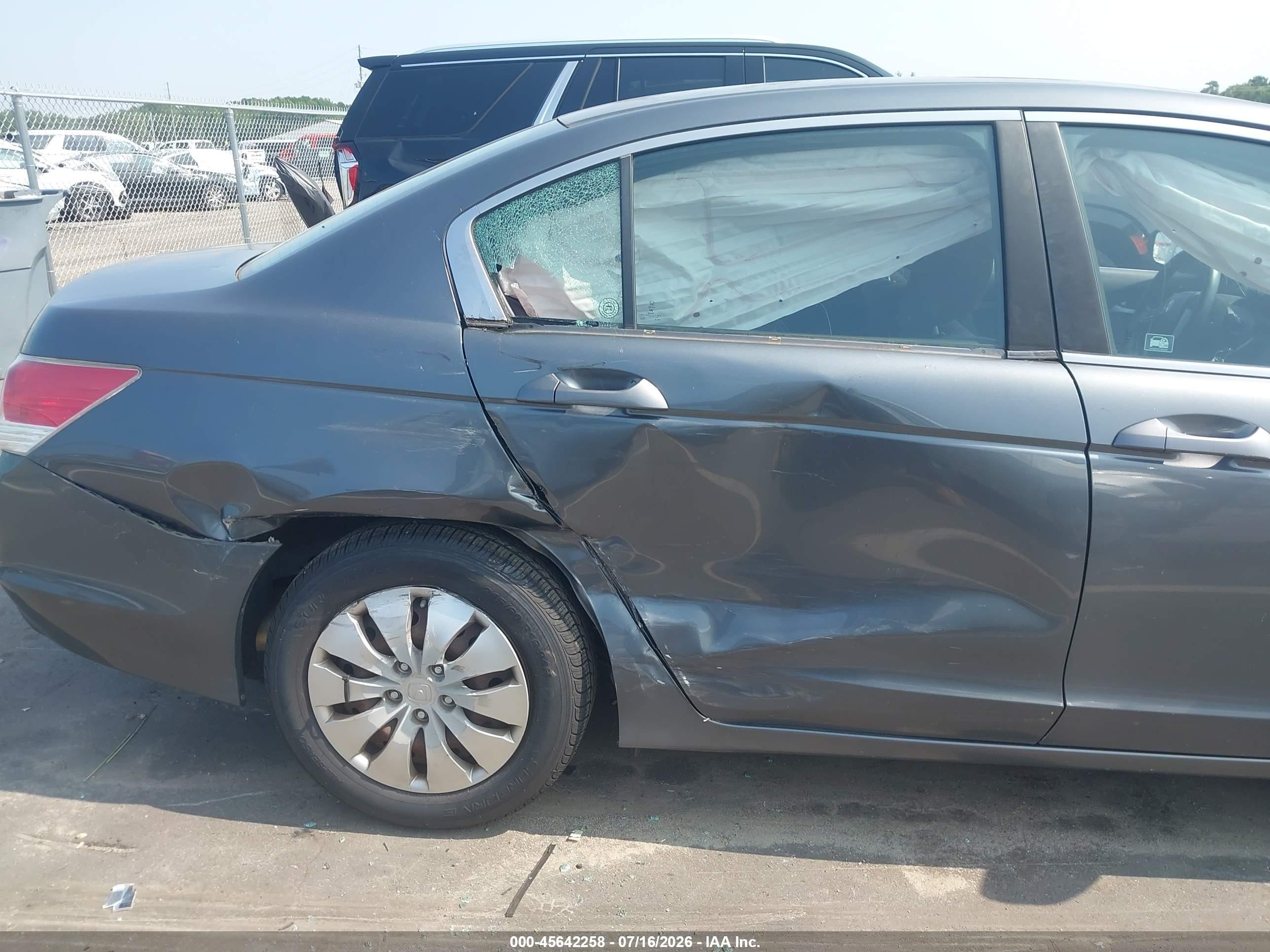 2010 Honda Accord 2.4 Lx Gray vin: 1HGCP2F3XAA127230