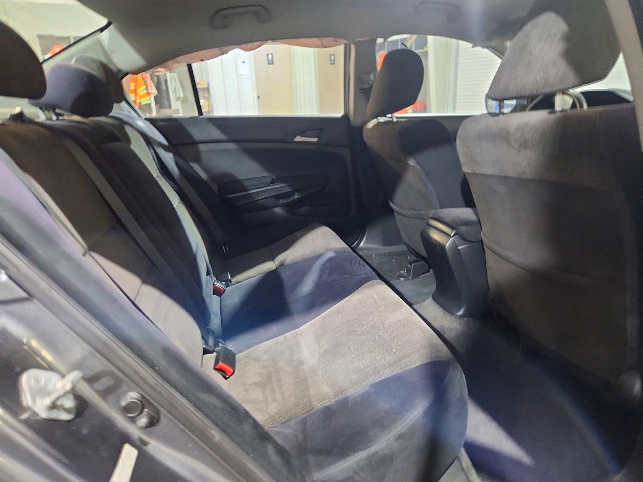 2010 Honda Accord Lx Gray vin: 1HGCP2F3XAA132802