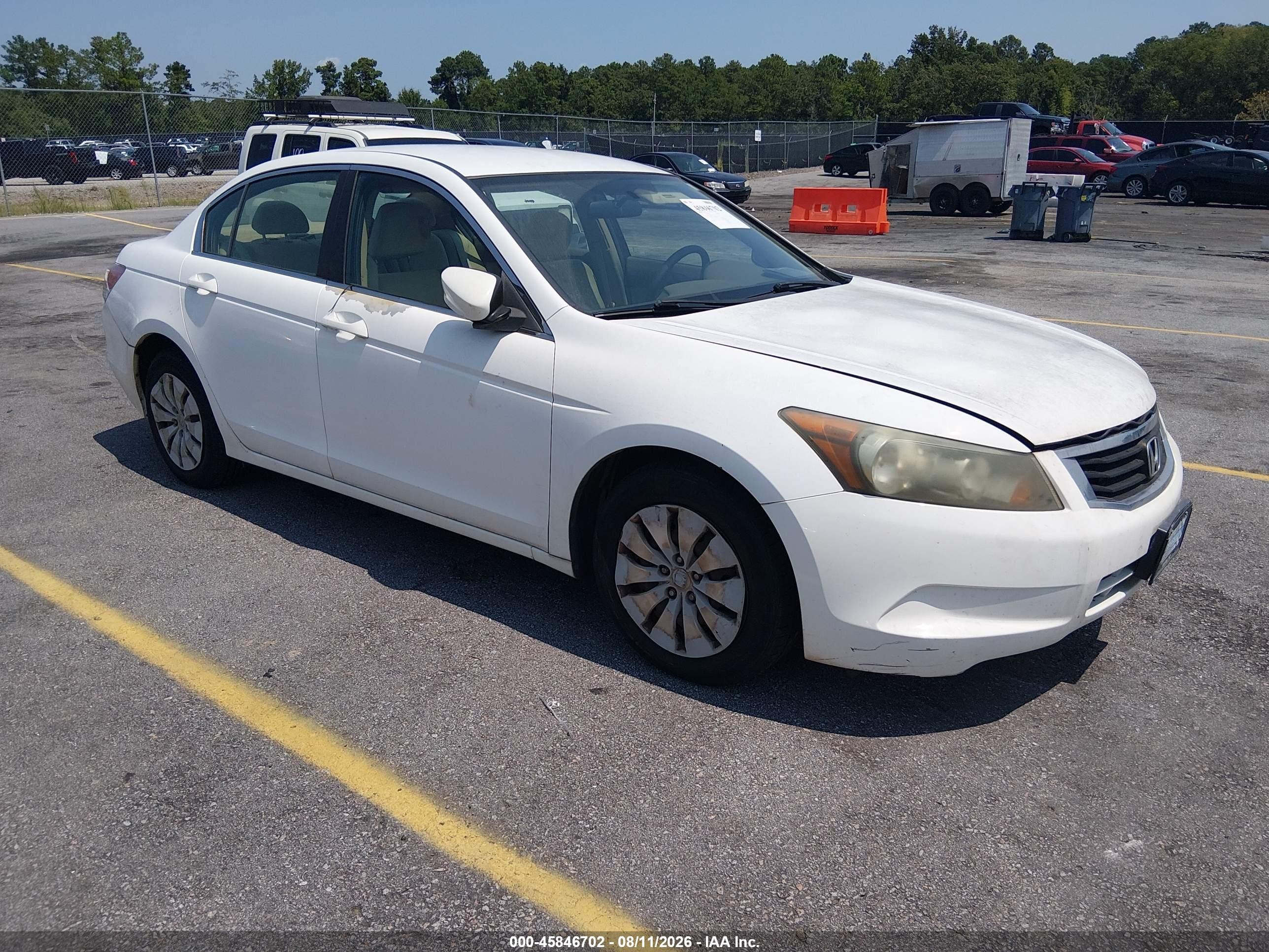 2010 Honda Accord 2.4 Lx White vin: 1HGCP2F3XAA153942