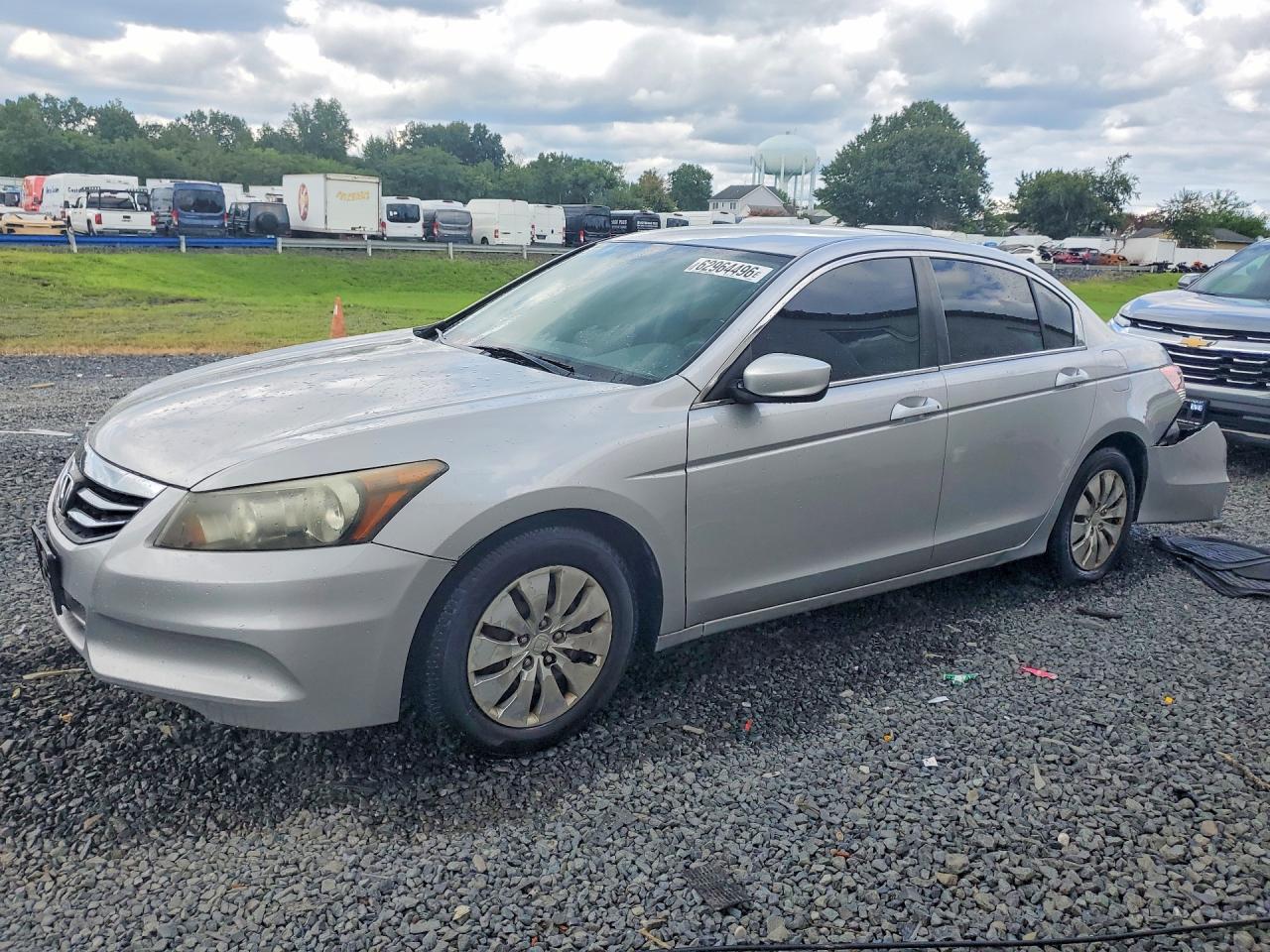 2011 Honda Accord Lx Silver vin: 1HGCP2F3XBA037626
