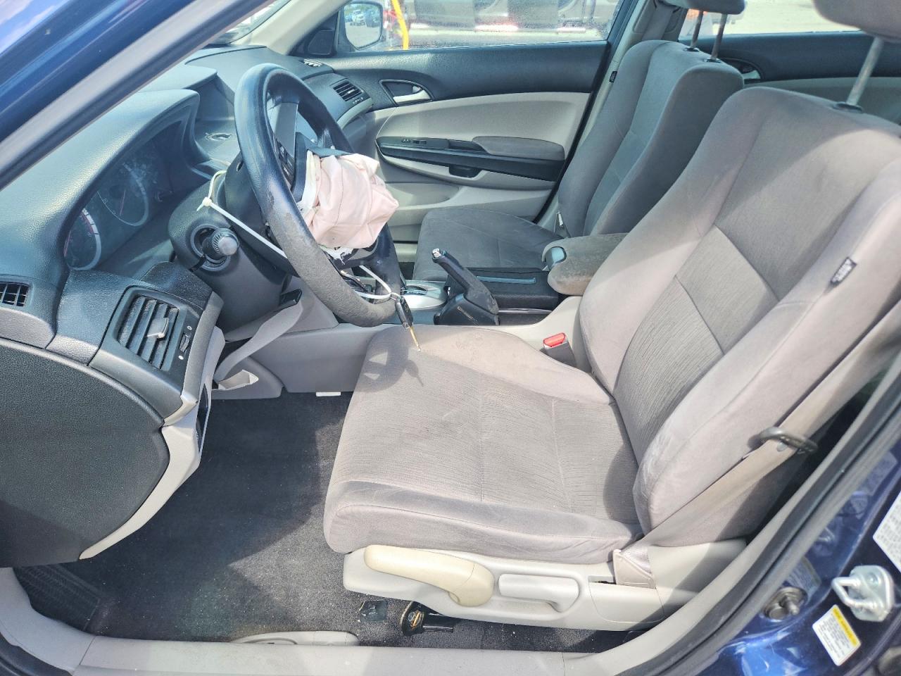 2011 Honda Accord Lx Blue vin: 1HGCP2F3XBA040011