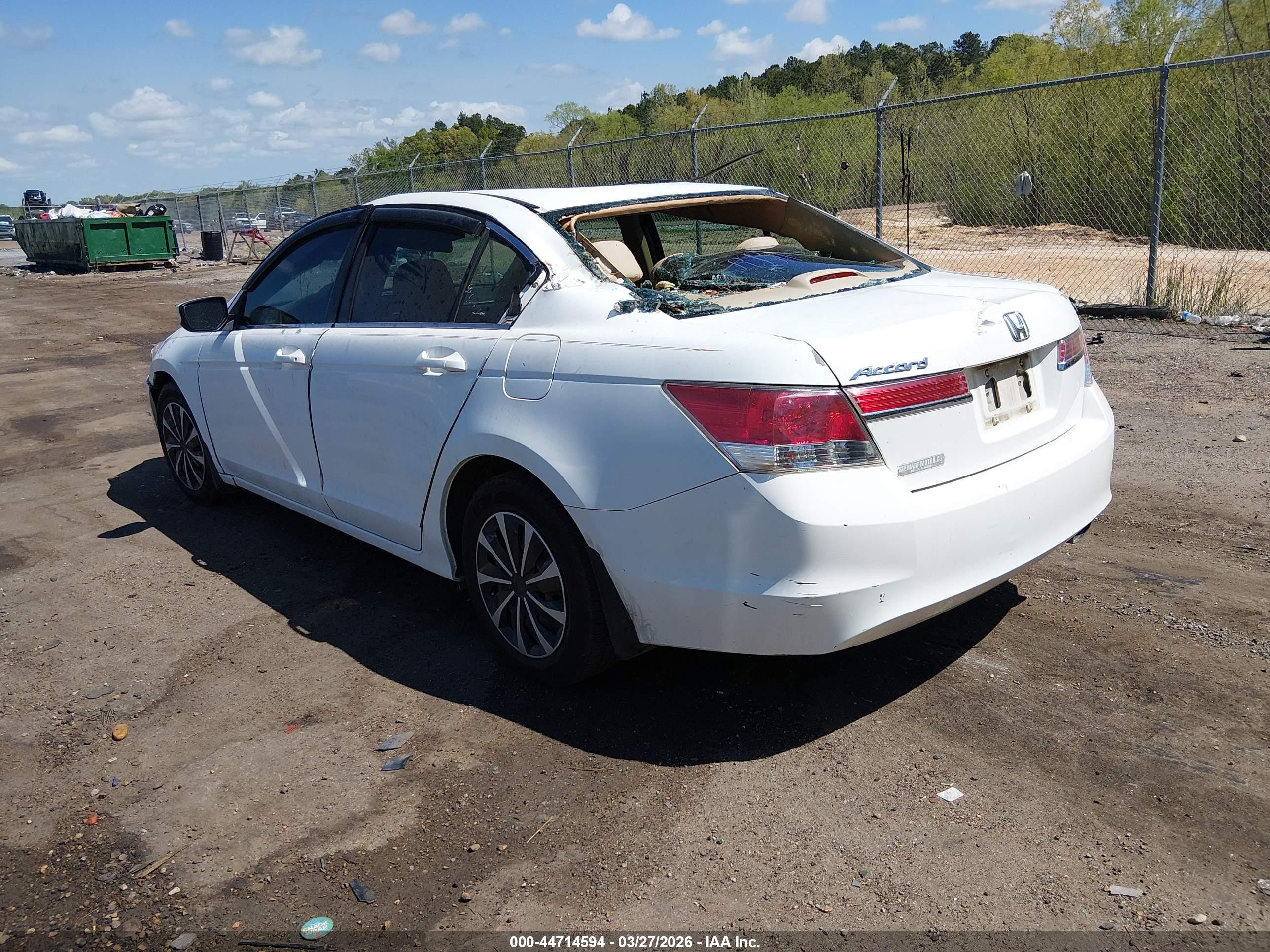 2011 Honda Accord 2.4 Lx White vin: 1HGCP2F3XBA061165