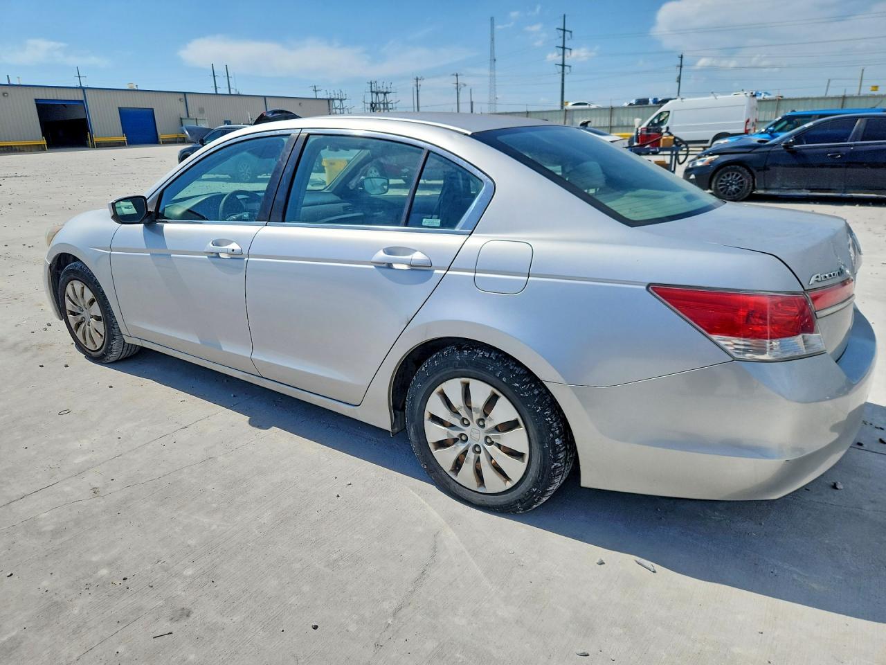 2011 Honda Accord Lx Silver vin: 1HGCP2F3XBA092299