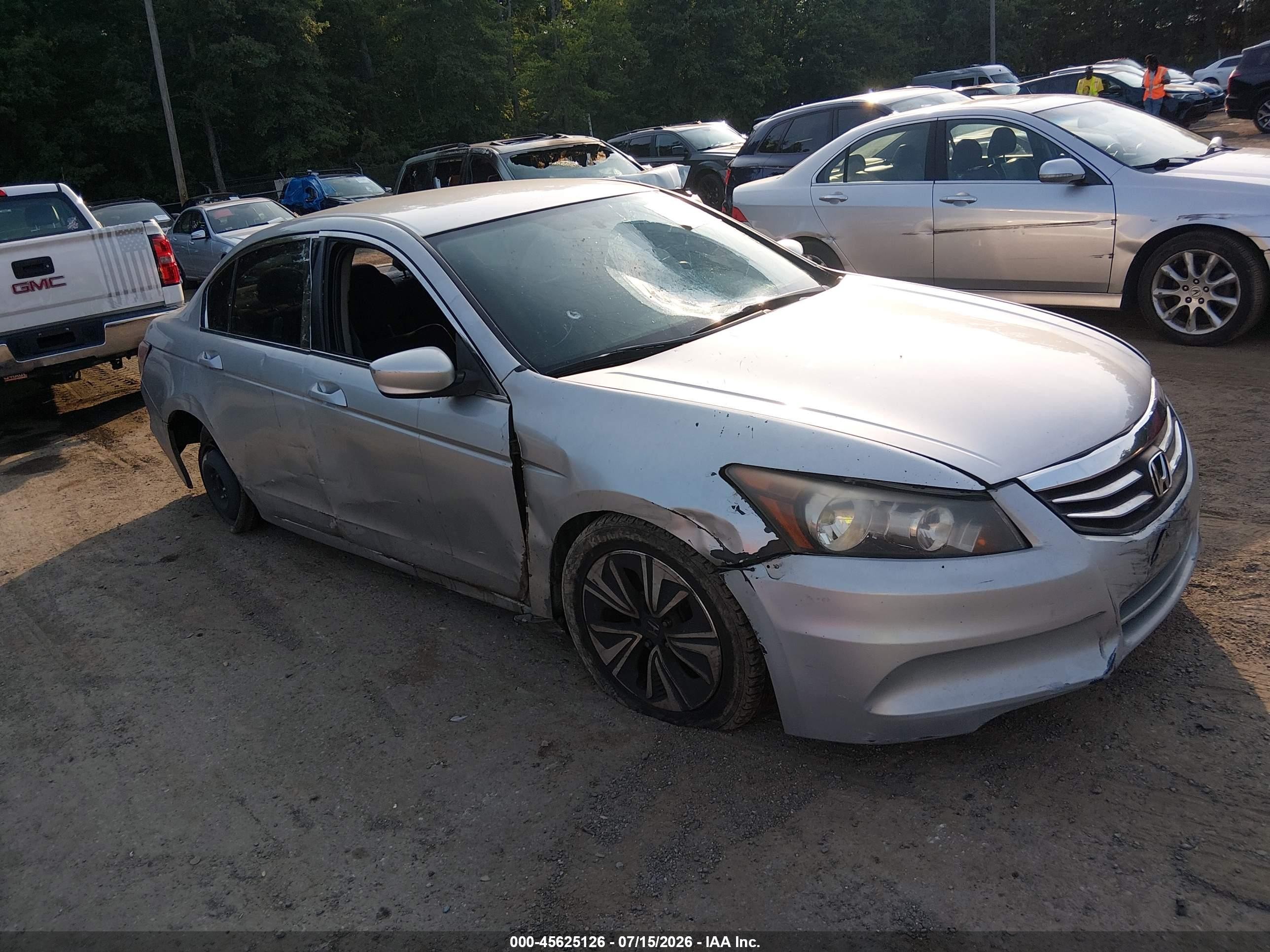 2011 Honda Accord 2.4 Lx Silver vin: 1HGCP2F3XBA106900