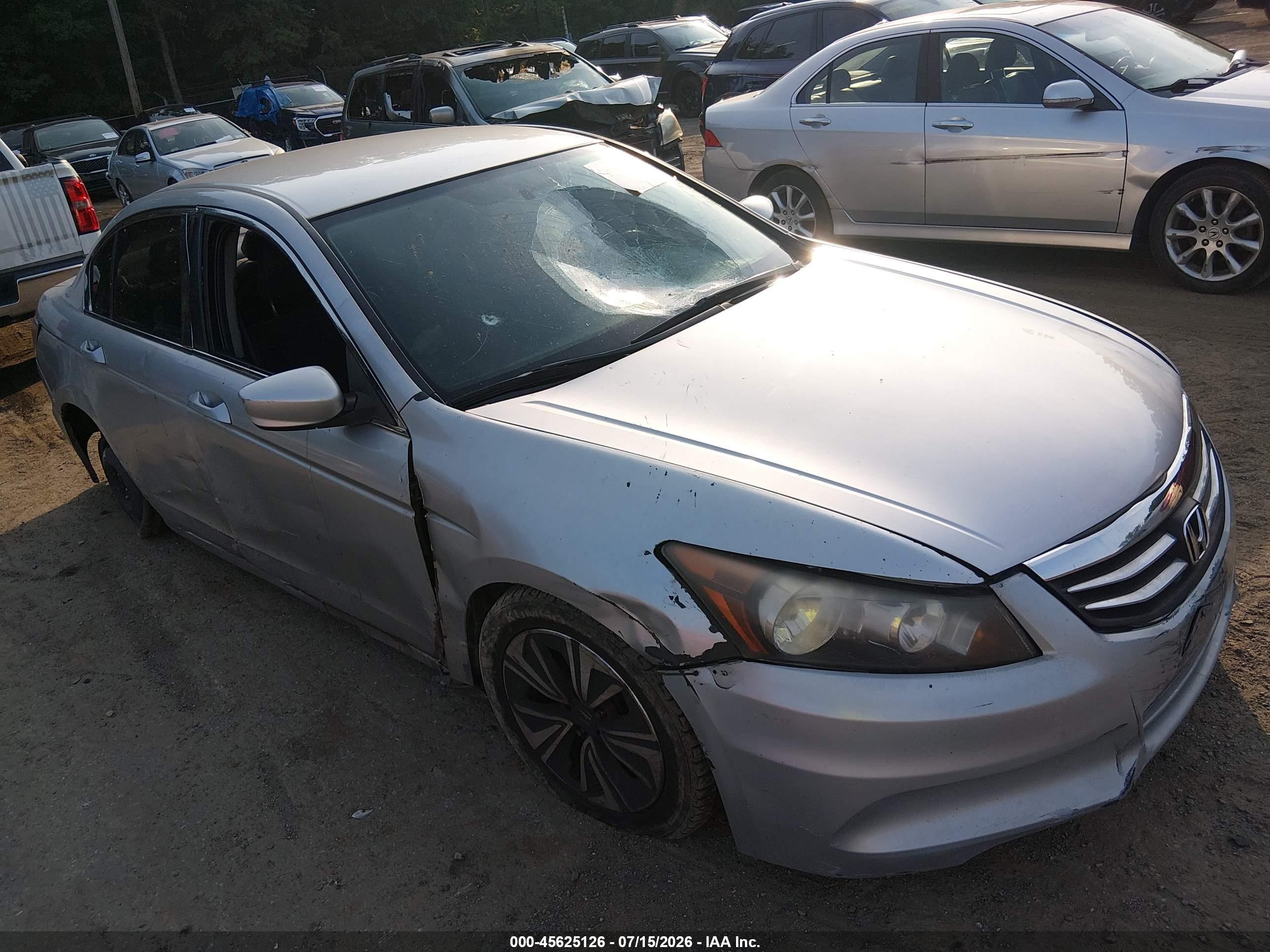 2011 Honda Accord 2.4 Lx Silver vin: 1HGCP2F3XBA106900