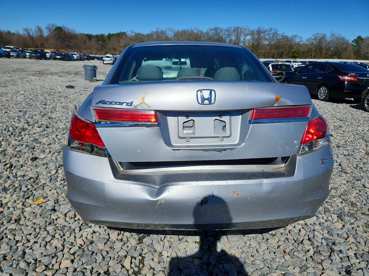 2011 Honda Accord Lx Silver vin: 1HGCP2F3XBA112972