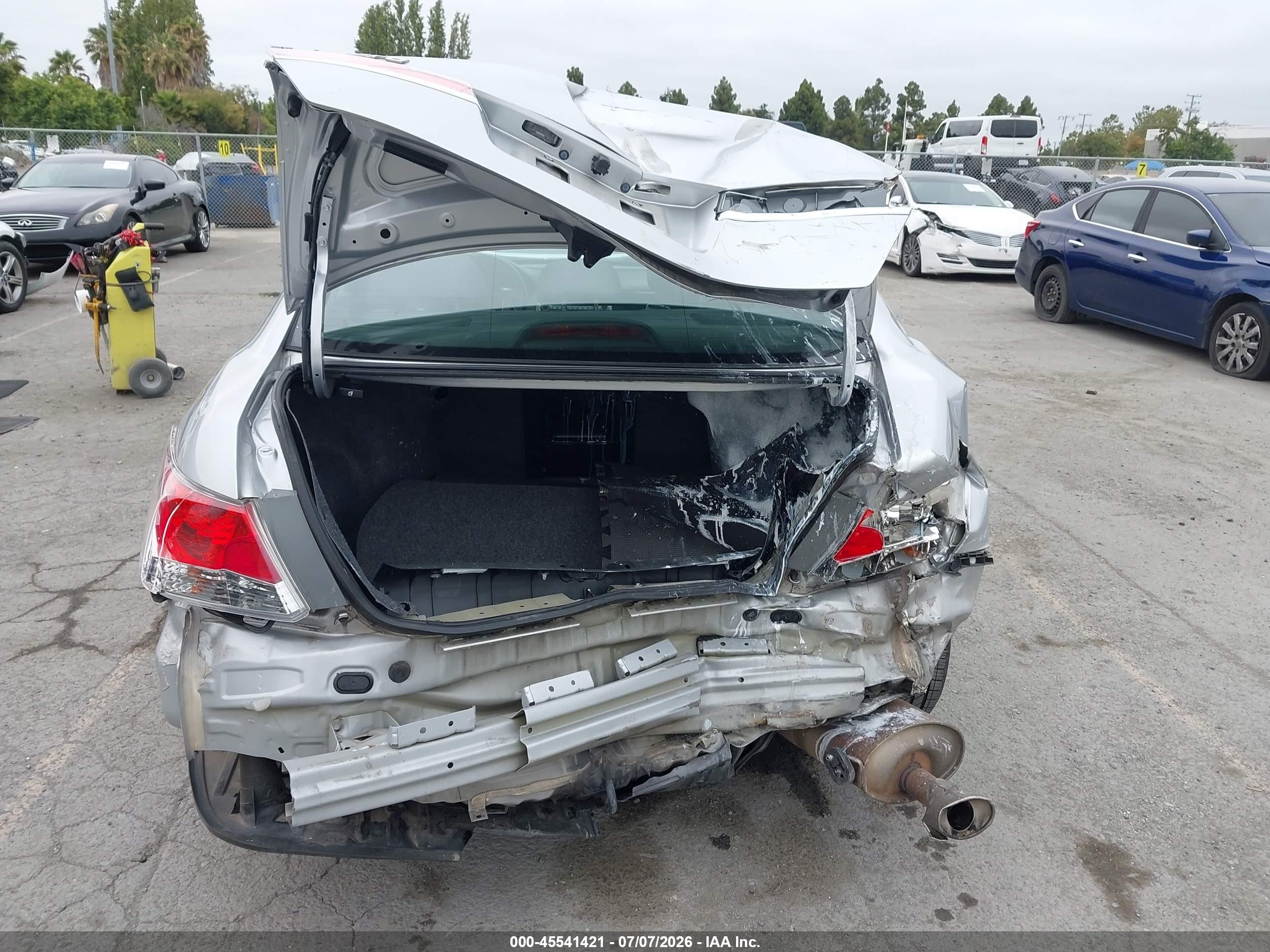 2012 Honda Accord 2.4 Lx Silver vin: 1HGCP2F3XCA044674