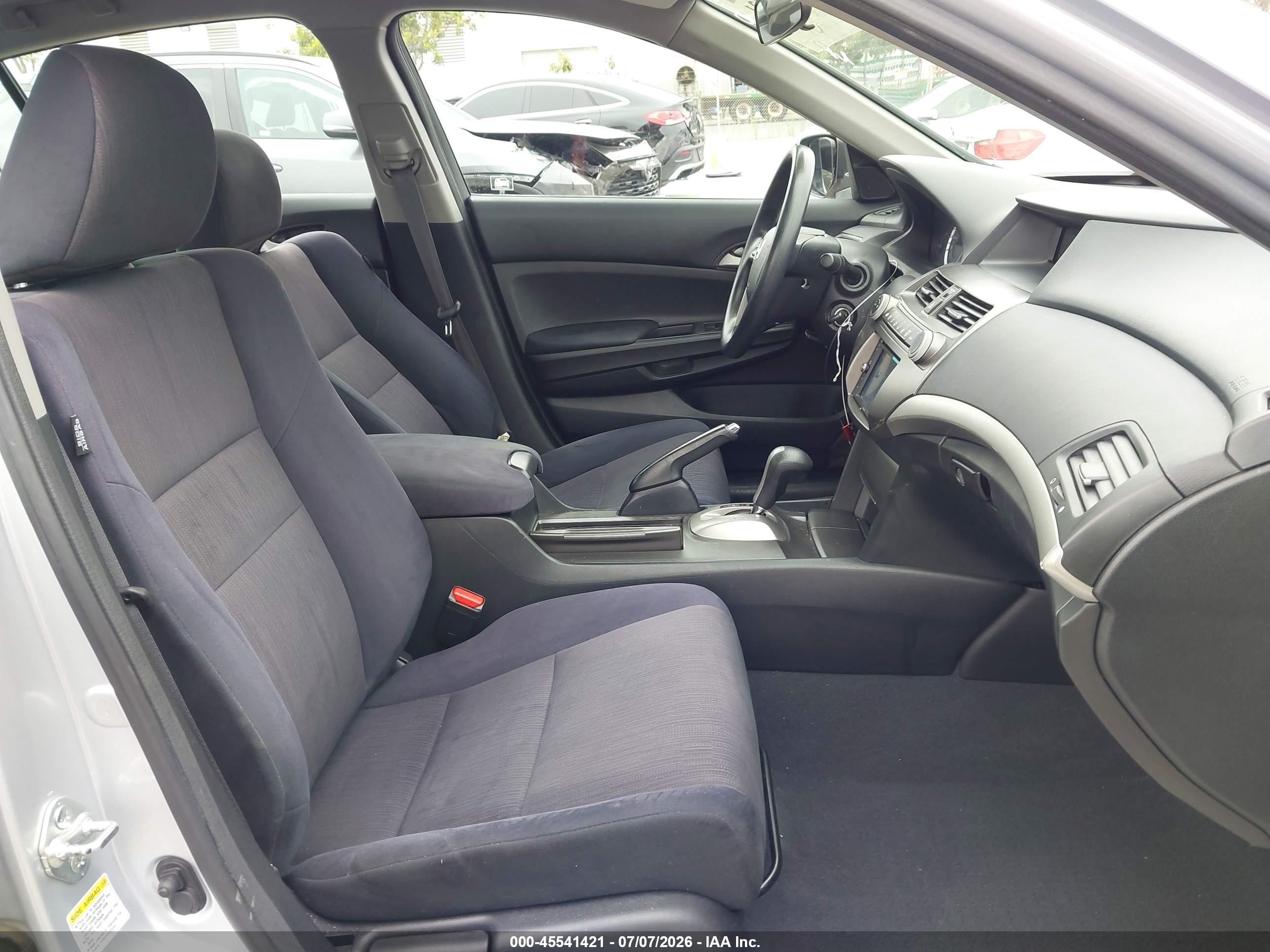 2012 Honda Accord 2.4 Lx Silver vin: 1HGCP2F3XCA044674