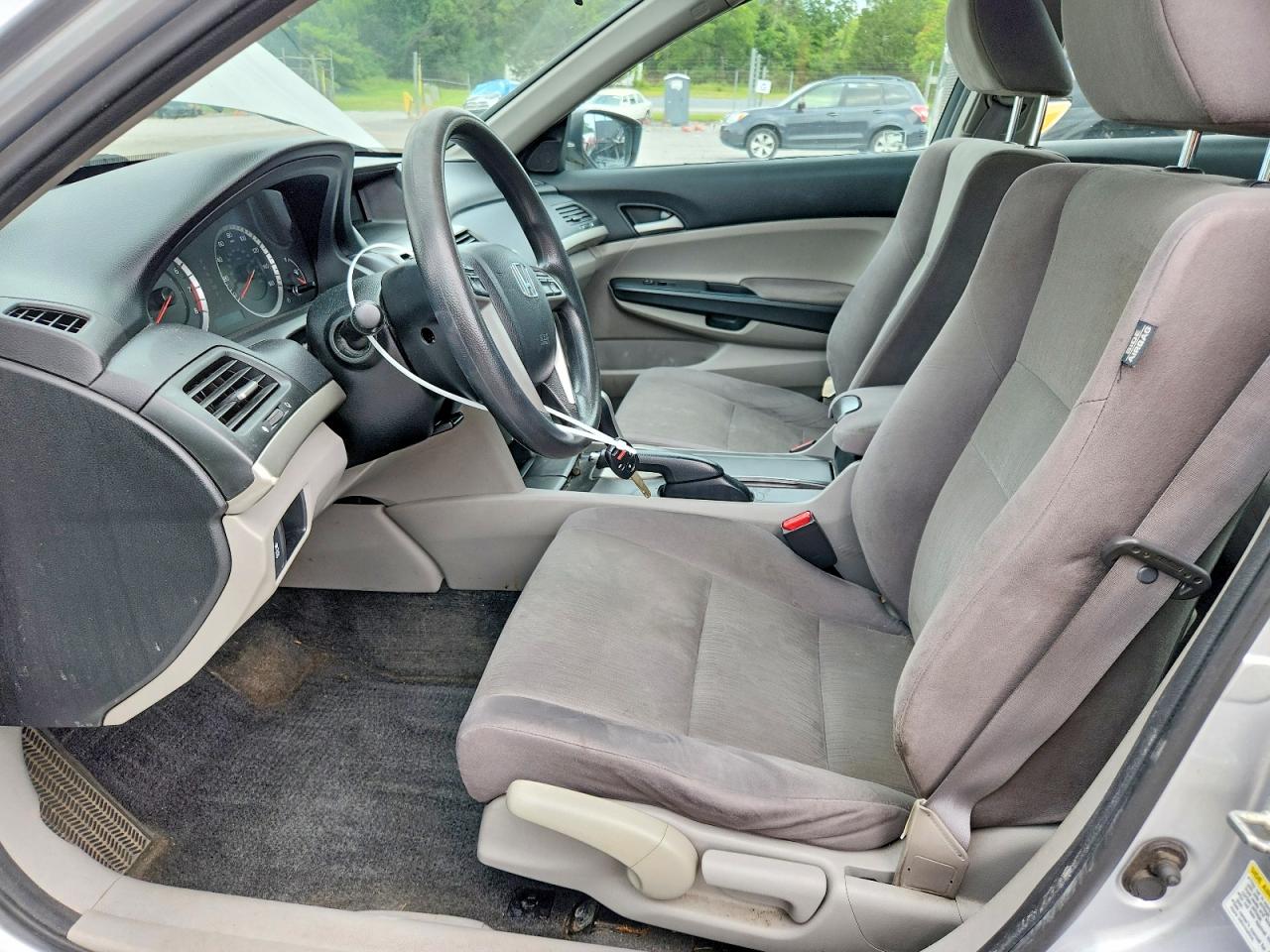 2012 Honda Accord Lx Silver vin: 1HGCP2F3XCA076895