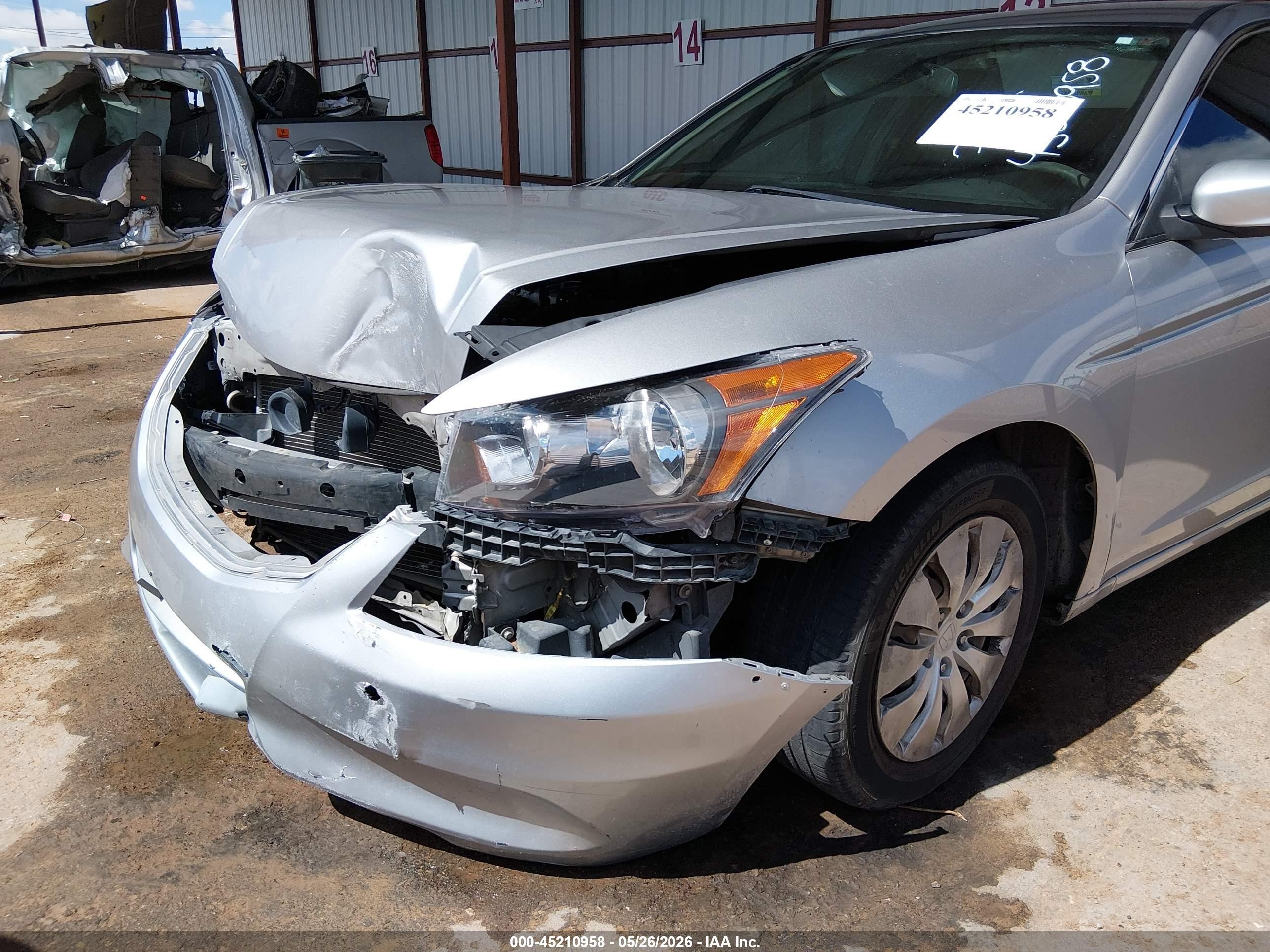 2012 Honda Accord 2.4 Lx White vin: 1HGCP2F3XCA127523