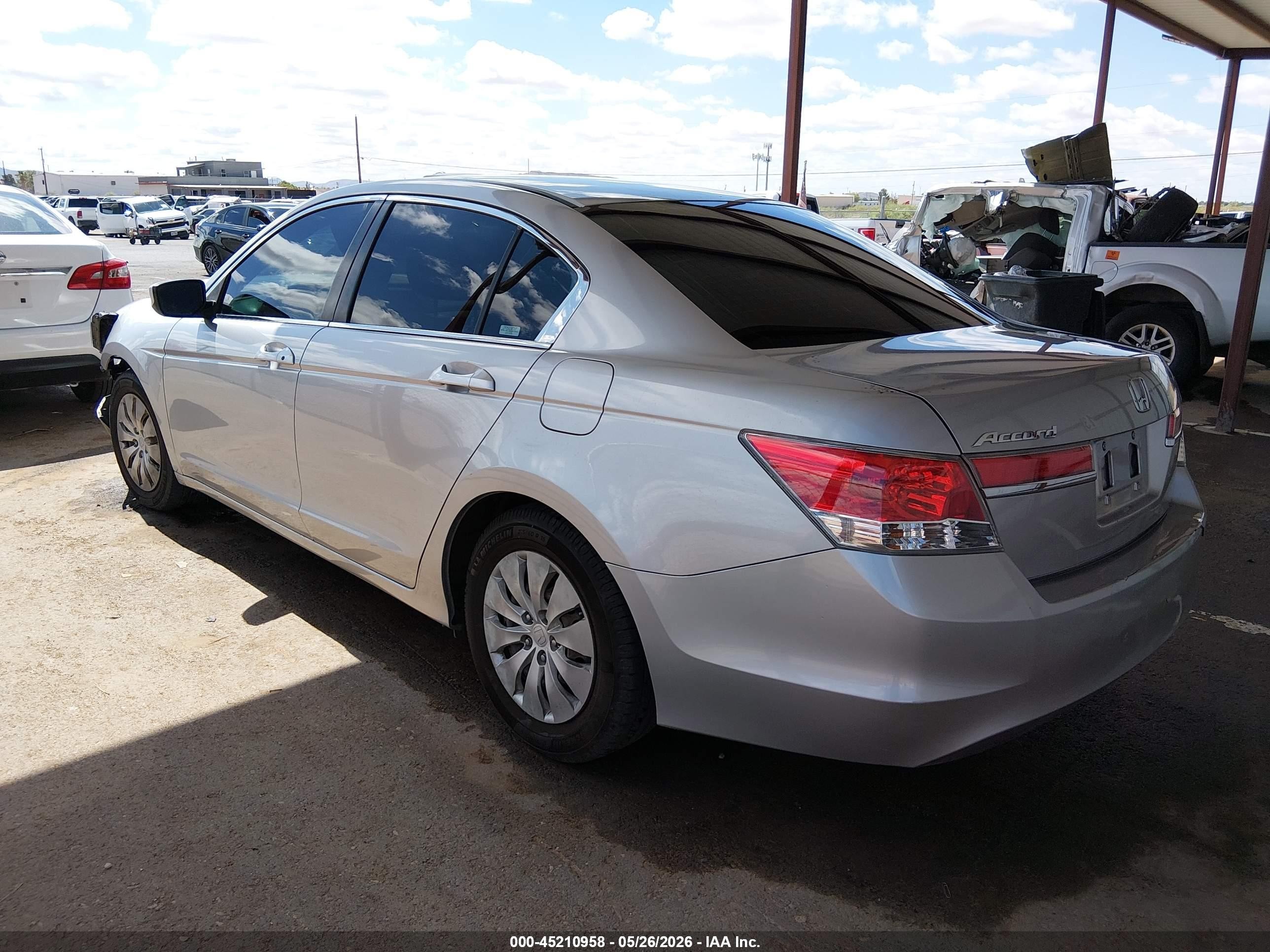 2012 Honda Accord 2.4 Lx White vin: 1HGCP2F3XCA127523