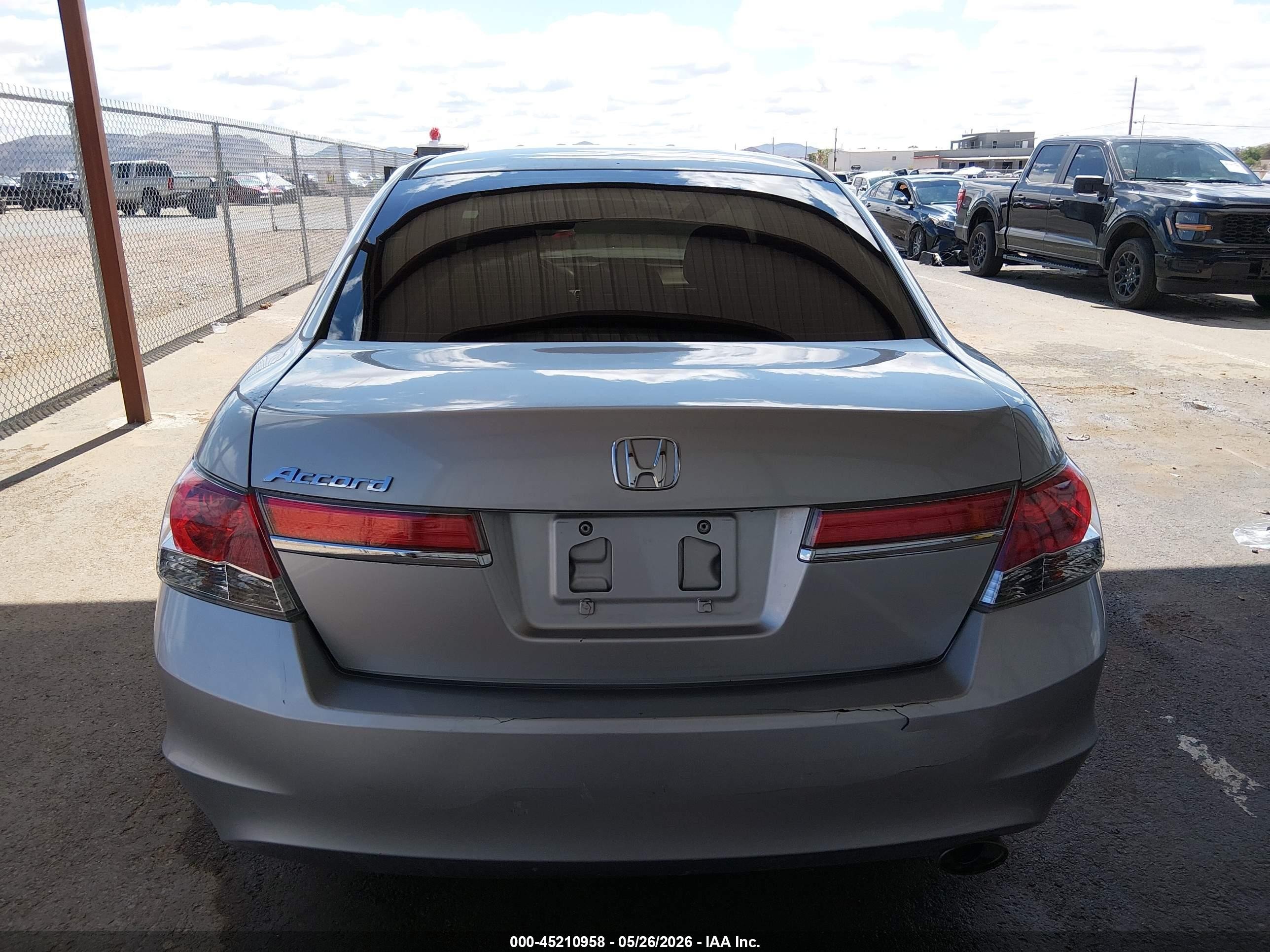 2012 Honda Accord 2.4 Lx White vin: 1HGCP2F3XCA127523