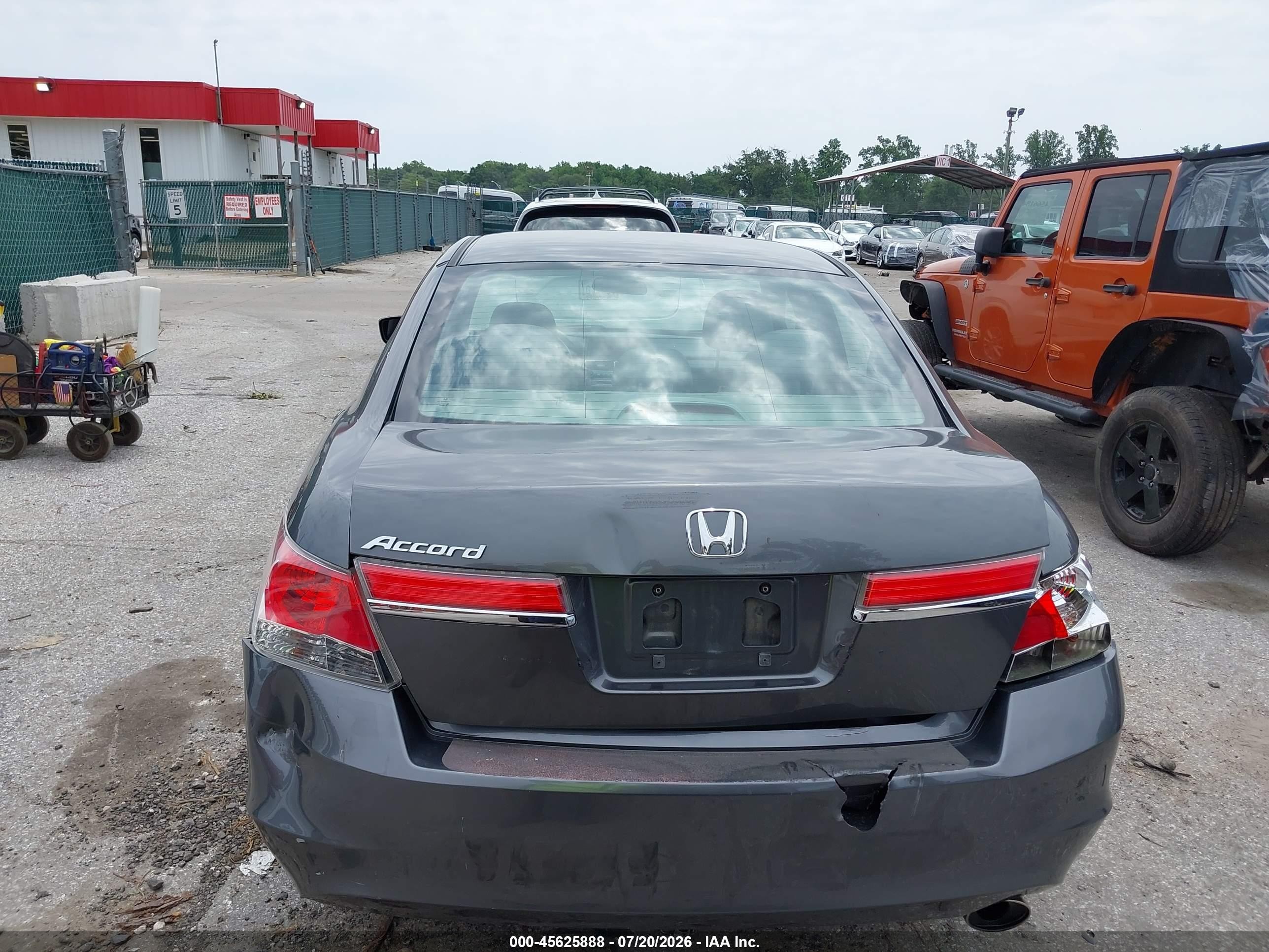 2012 Honda Accord Sdn Lx Gray vin: 1HGCP2F3XCA170159