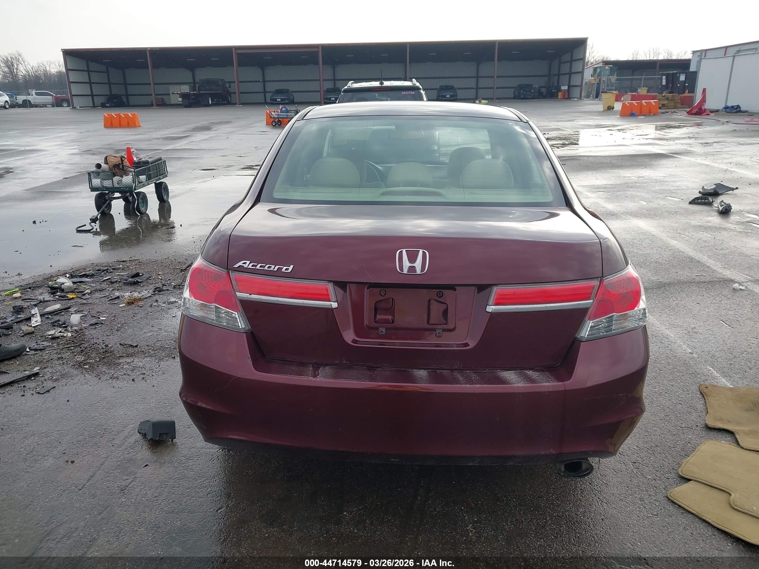 2012 Honda Accord 2.4 Lx Maroon vin: 1HGCP2F3XCA195885