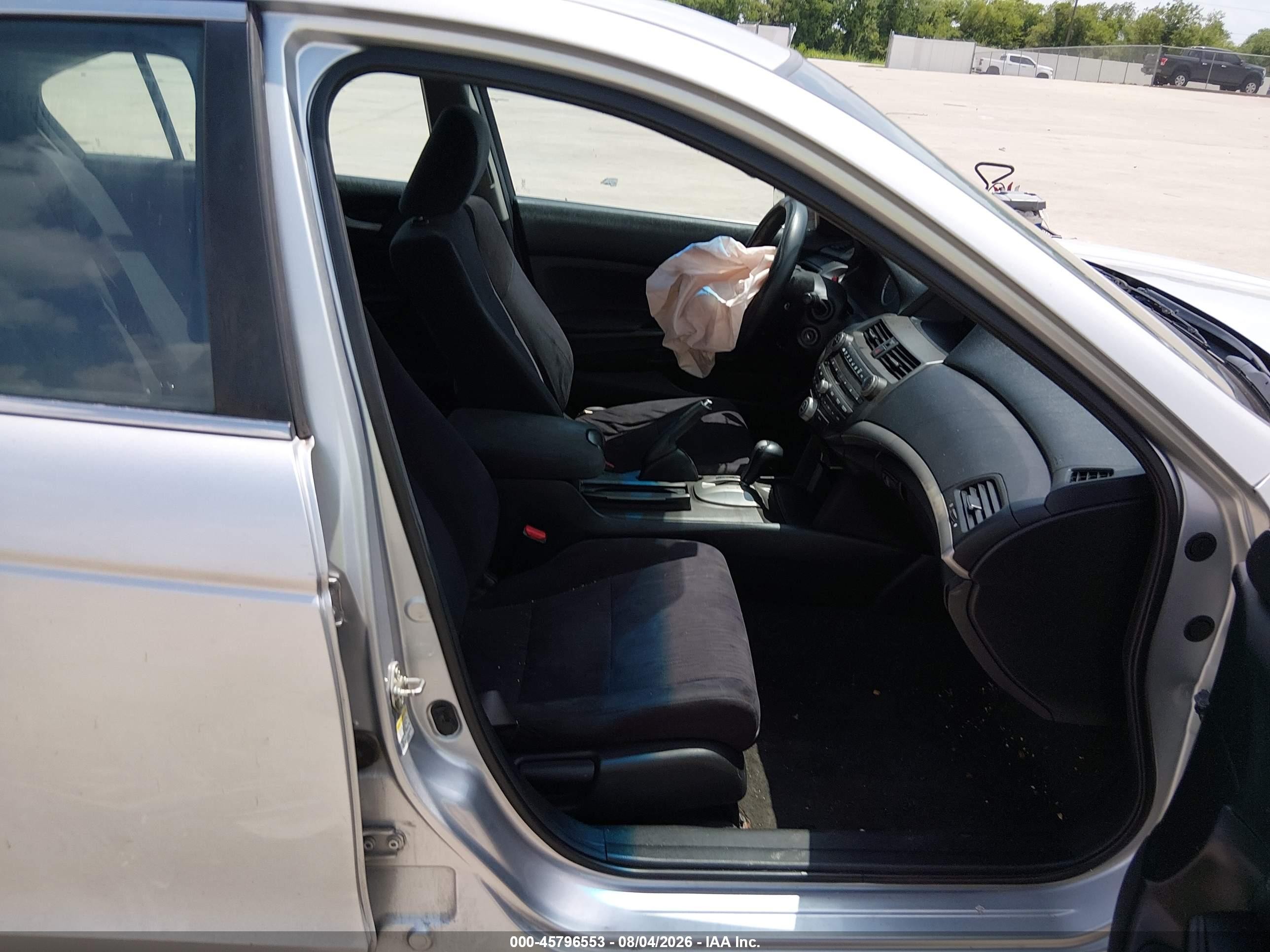 2012 Honda Accord Sdn Lx Silver vin: 1HGCP2F3XCA209221