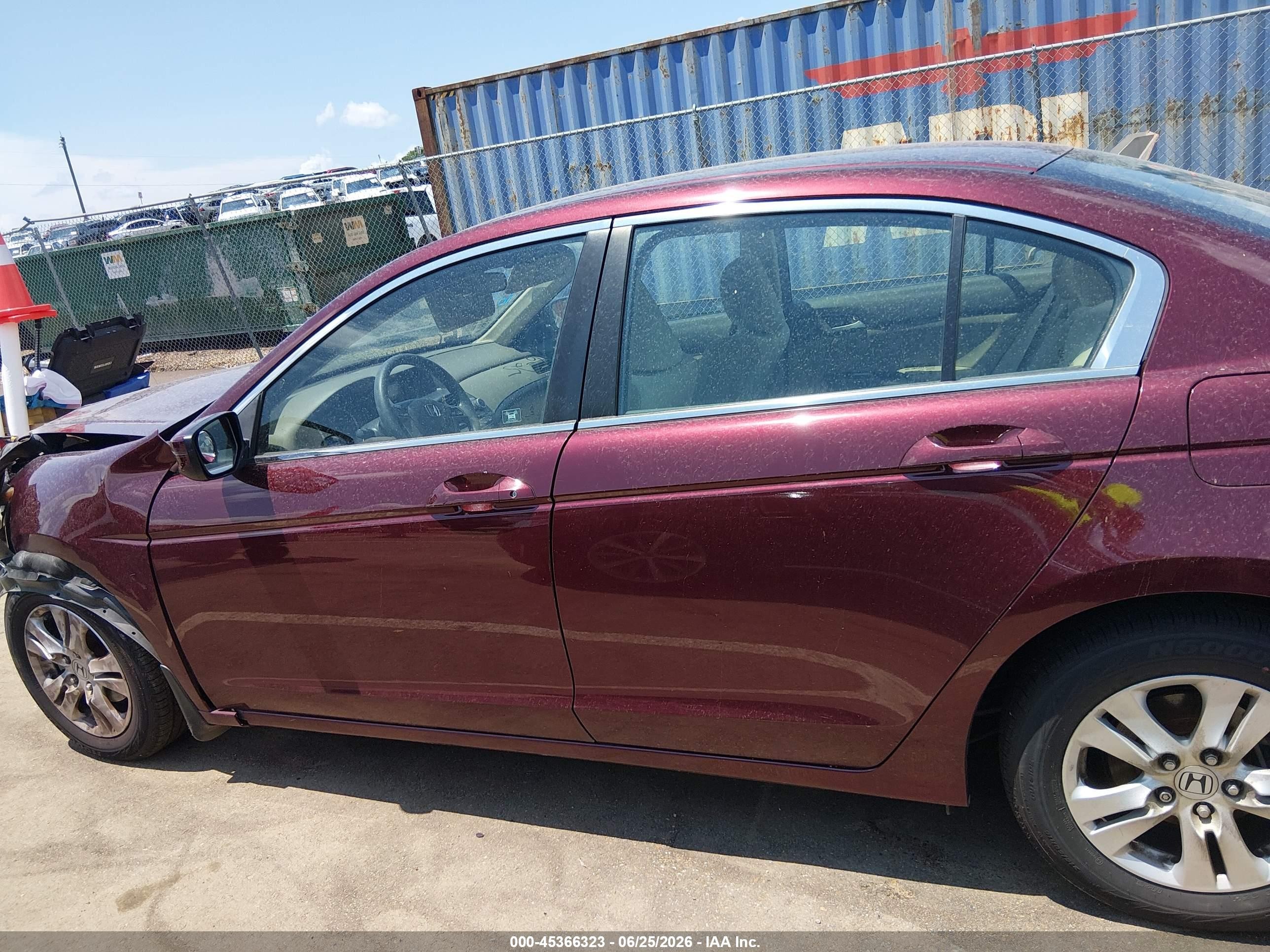 2010 Honda Accord 2.4 Lx-p Burgundy vin: 1HGCP2F40AA010779