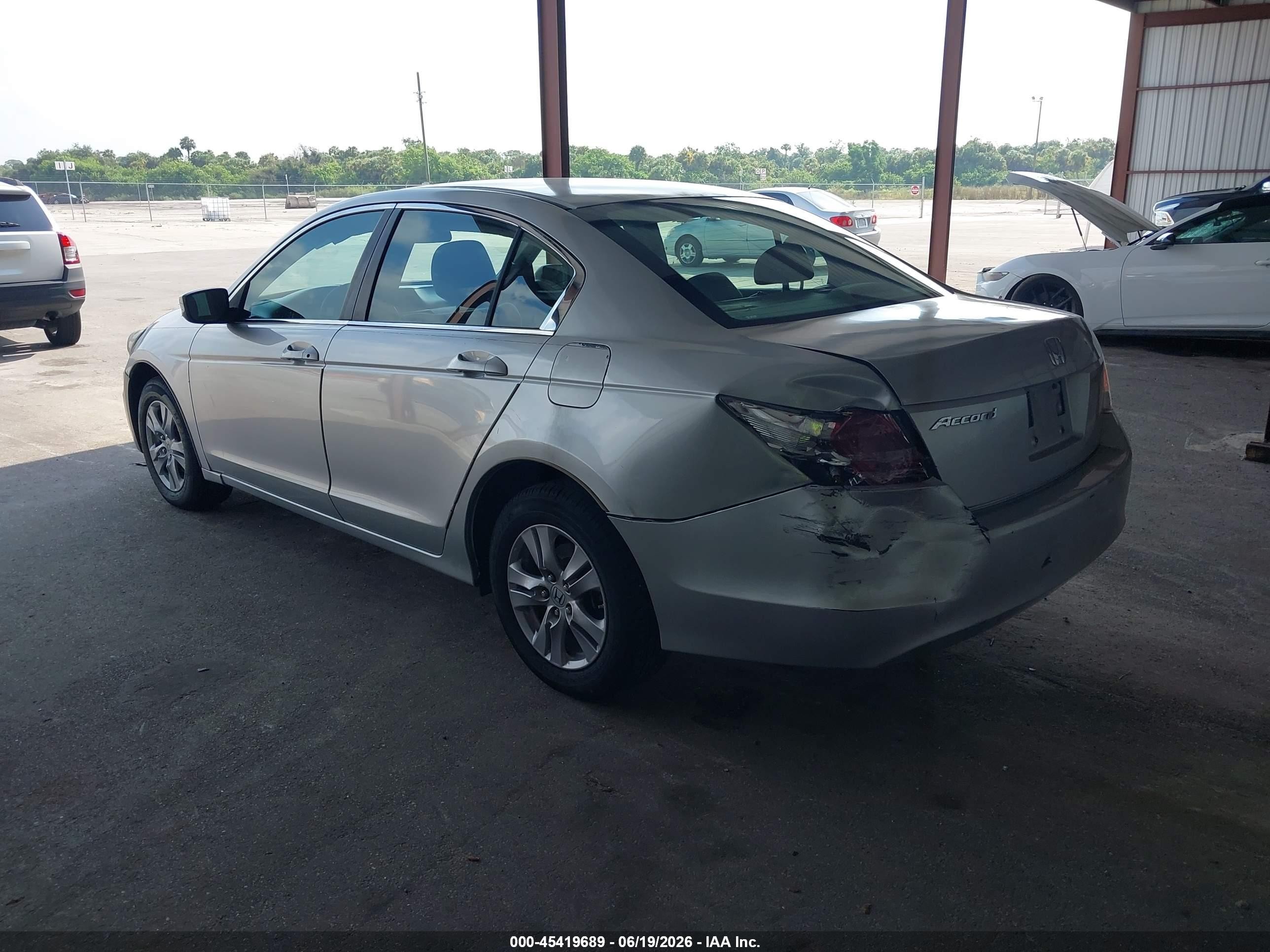 2011 Honda Accord 2.4 Lx-p Silver vin: 1HGCP2F40BA022349