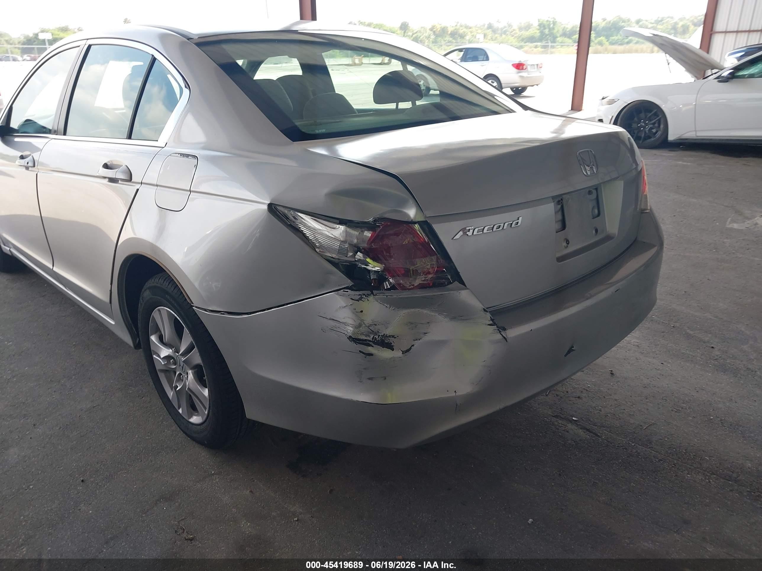 2011 Honda Accord 2.4 Lx-p Silver vin: 1HGCP2F40BA022349
