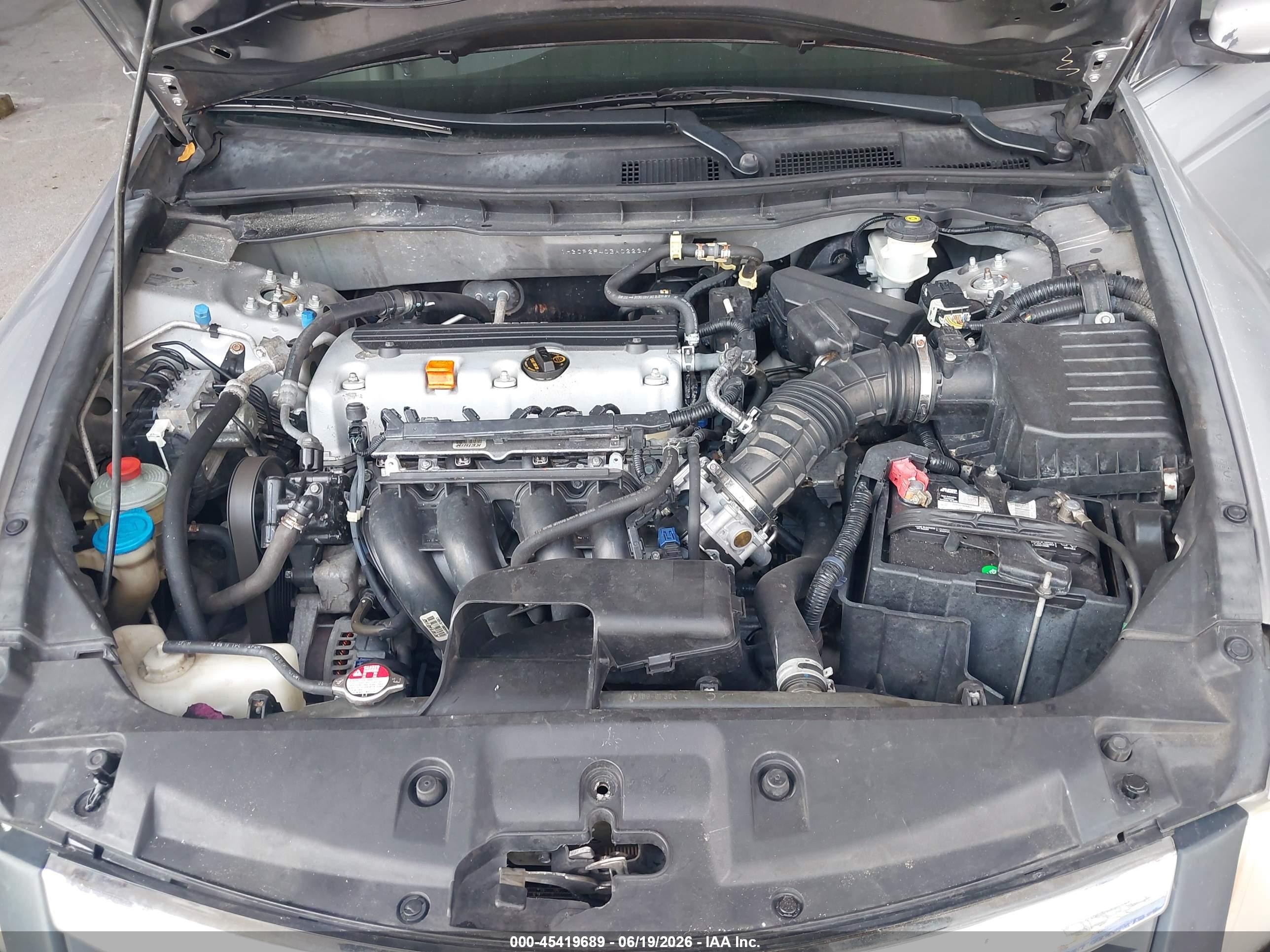 2011 Honda Accord 2.4 Lx-p Silver vin: 1HGCP2F40BA022349