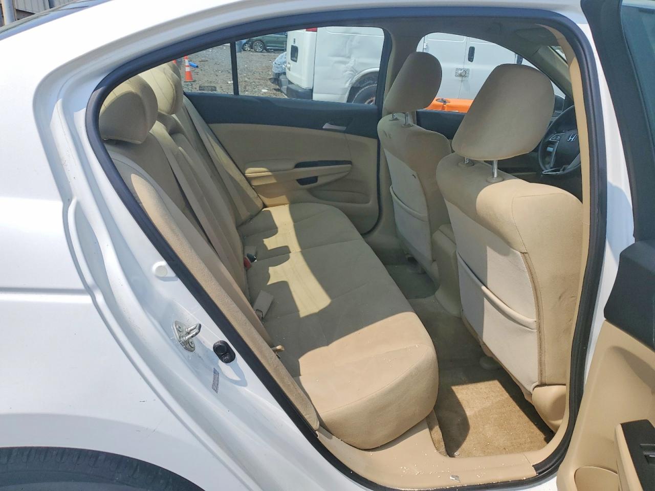 2011 Honda Accord Lxp White vin: 1HGCP2F41BA039970