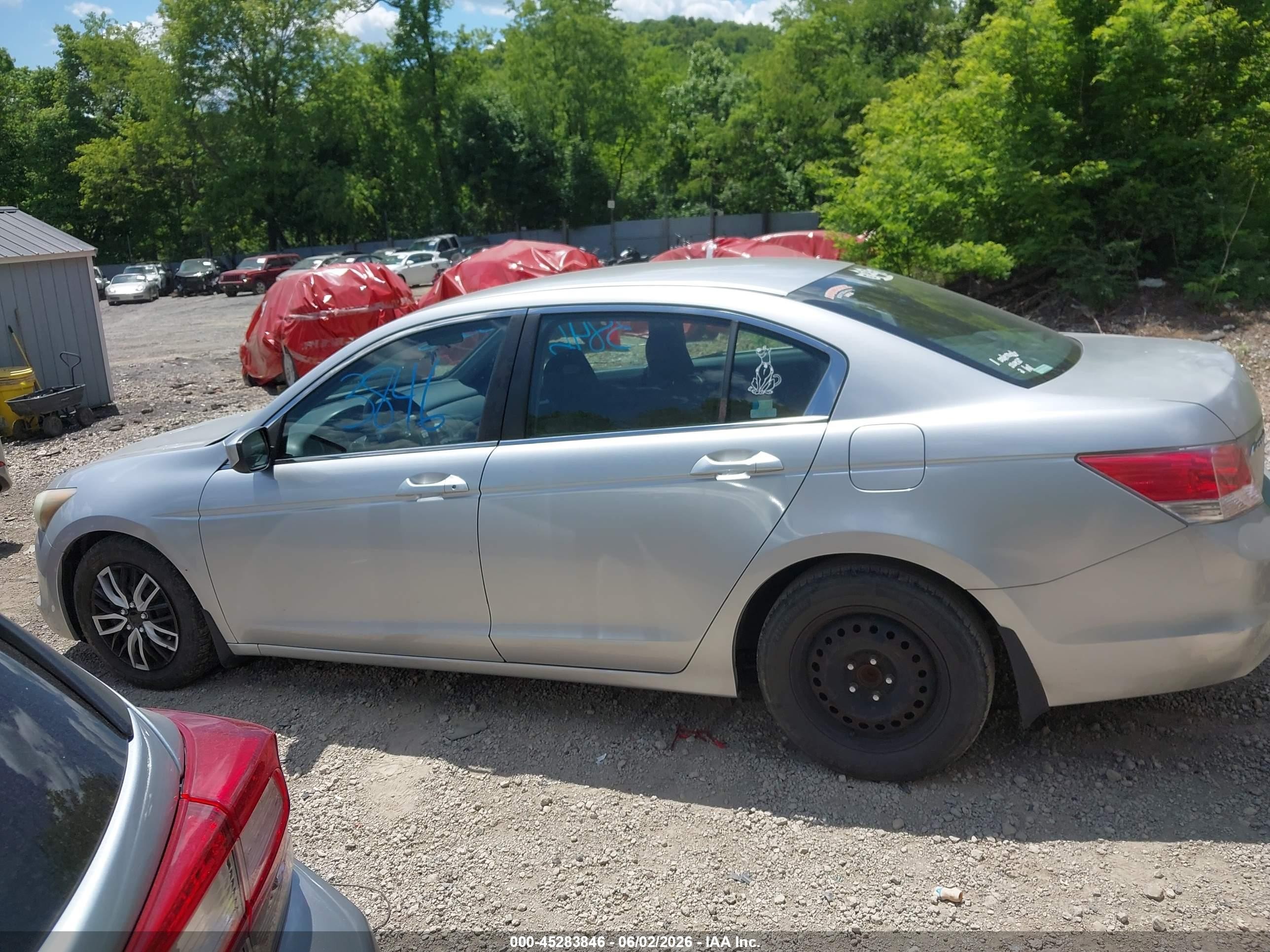 2010 Honda Accord 2.4 Lx-p Silver vin: 1HGCP2F42AA077898