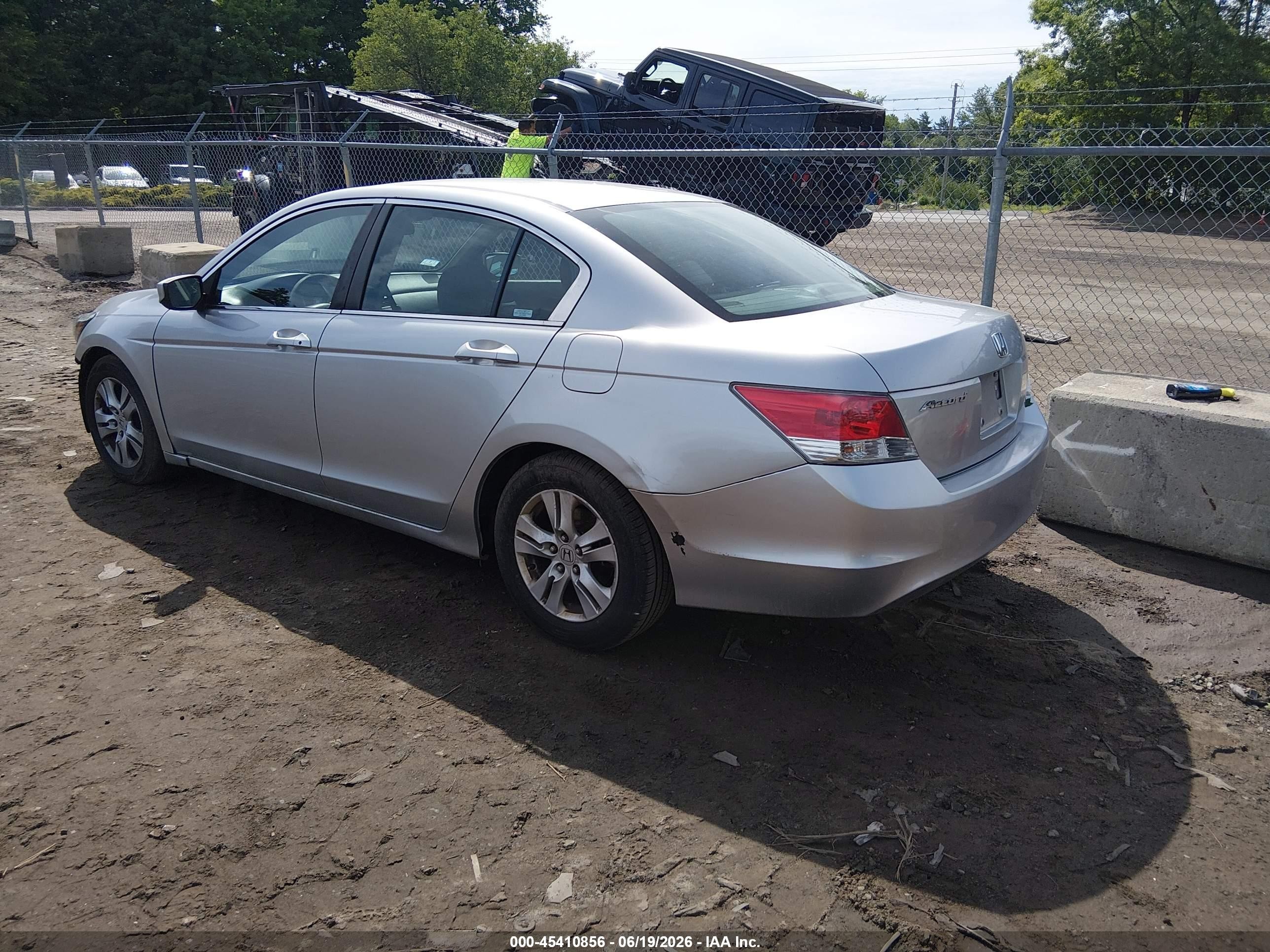 2010 Honda Accord 2.4 Lx-p Silver vin: 1HGCP2F42AA089520