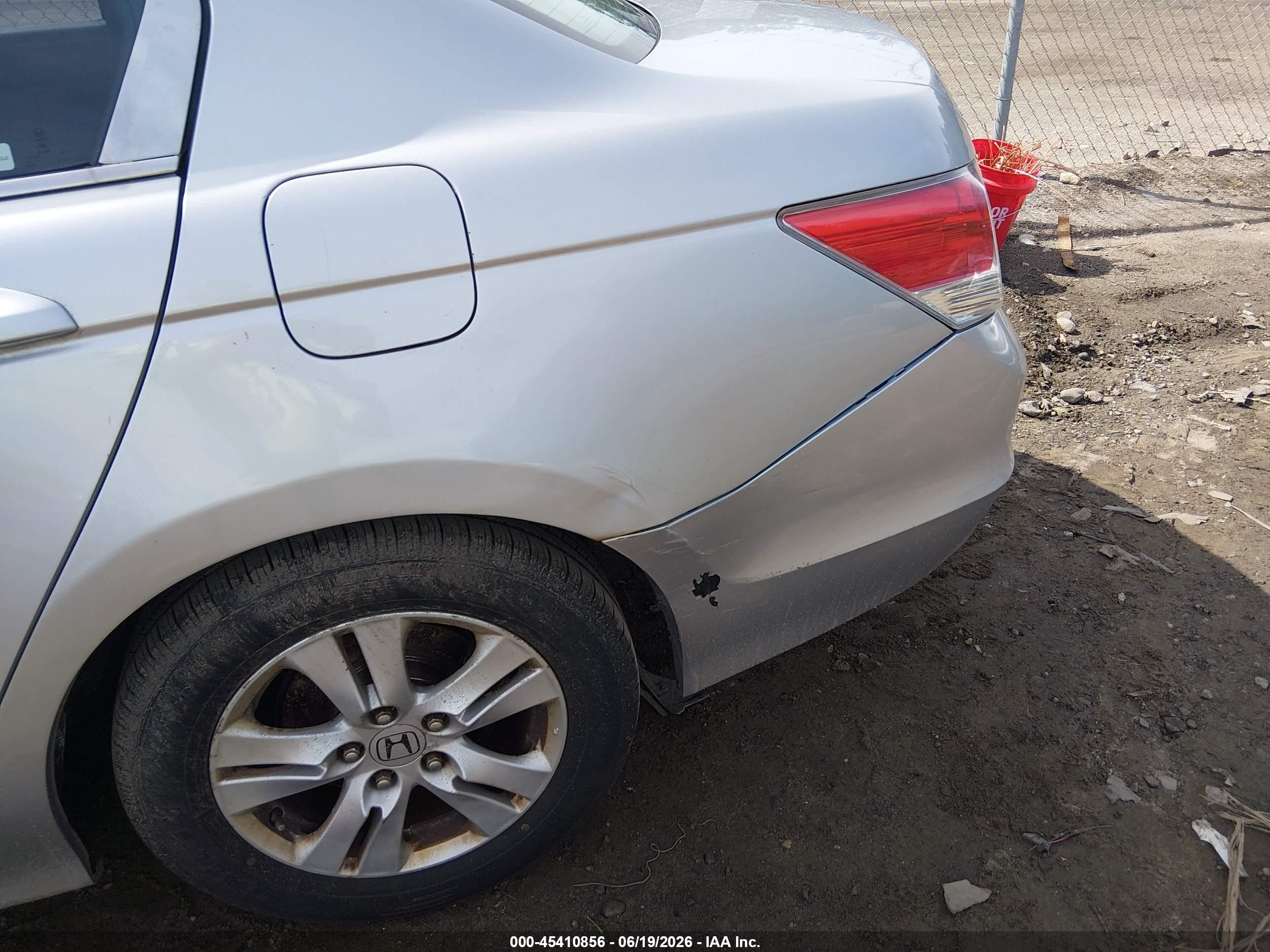 2010 Honda Accord 2.4 Lx-p Silver vin: 1HGCP2F42AA089520