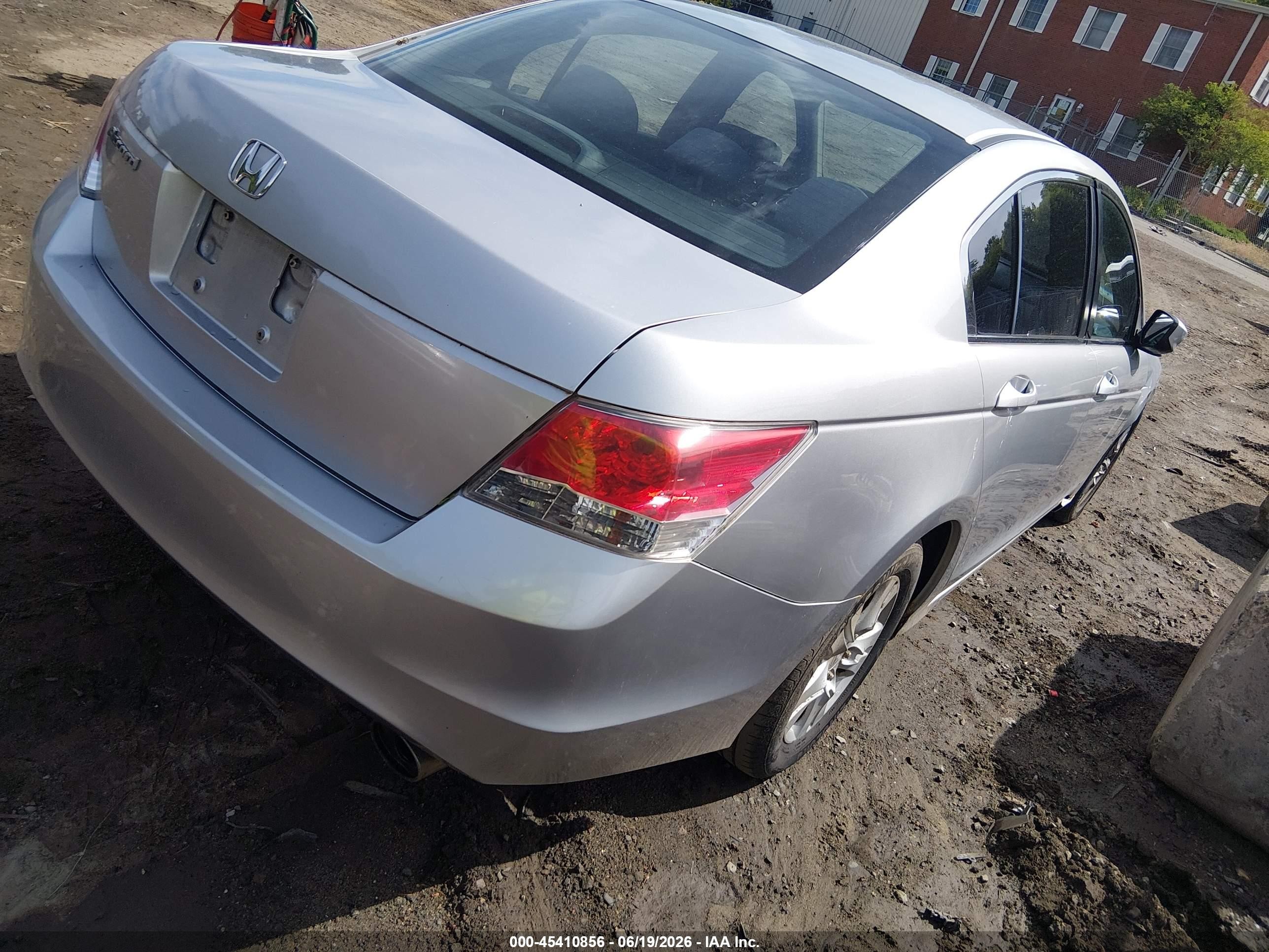 2010 Honda Accord 2.4 Lx-p Silver vin: 1HGCP2F42AA089520