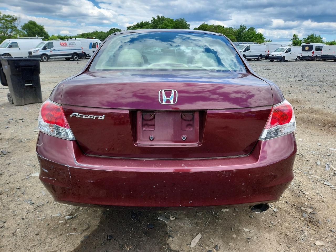 2010 Honda Accord Lxp Burgundy vin: 1HGCP2F42AA097682